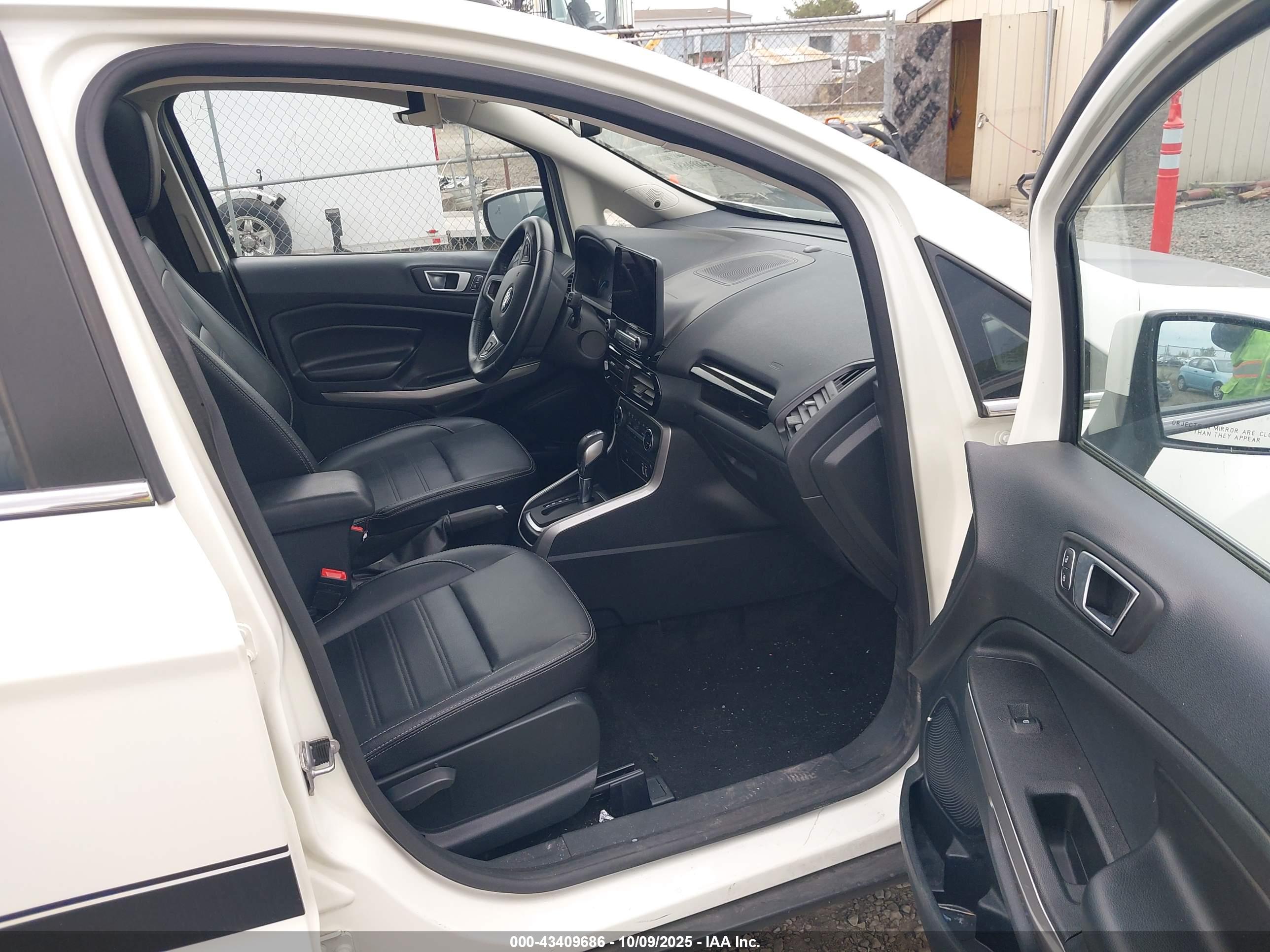 FORD ECOSPORT image 5