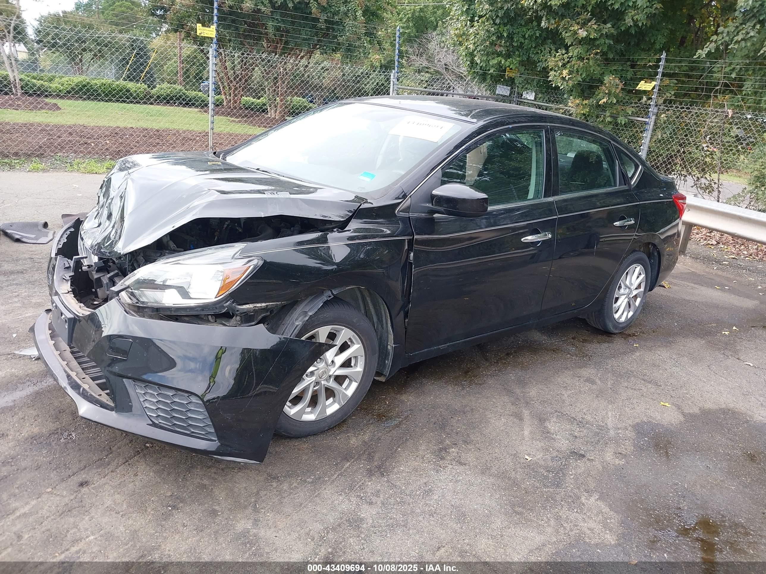 NISSAN SENTRA image 2