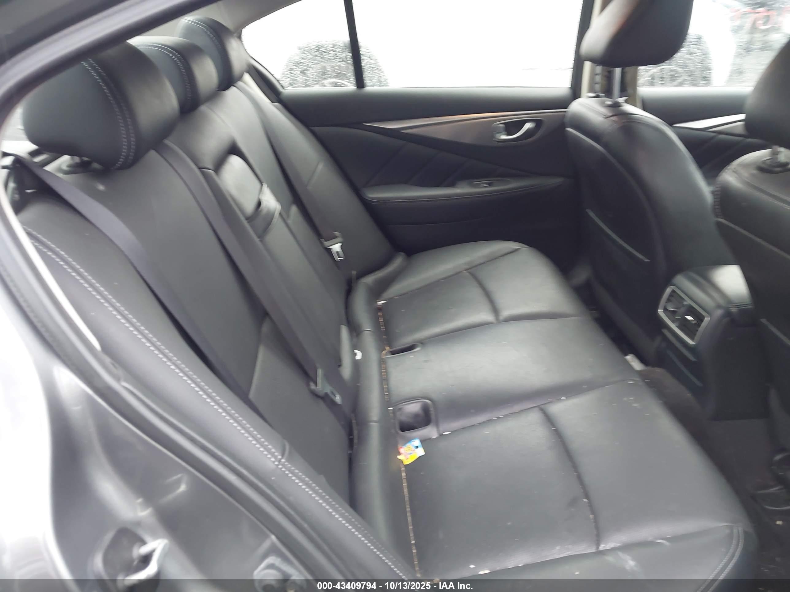 INFINITI Q50 image 8
