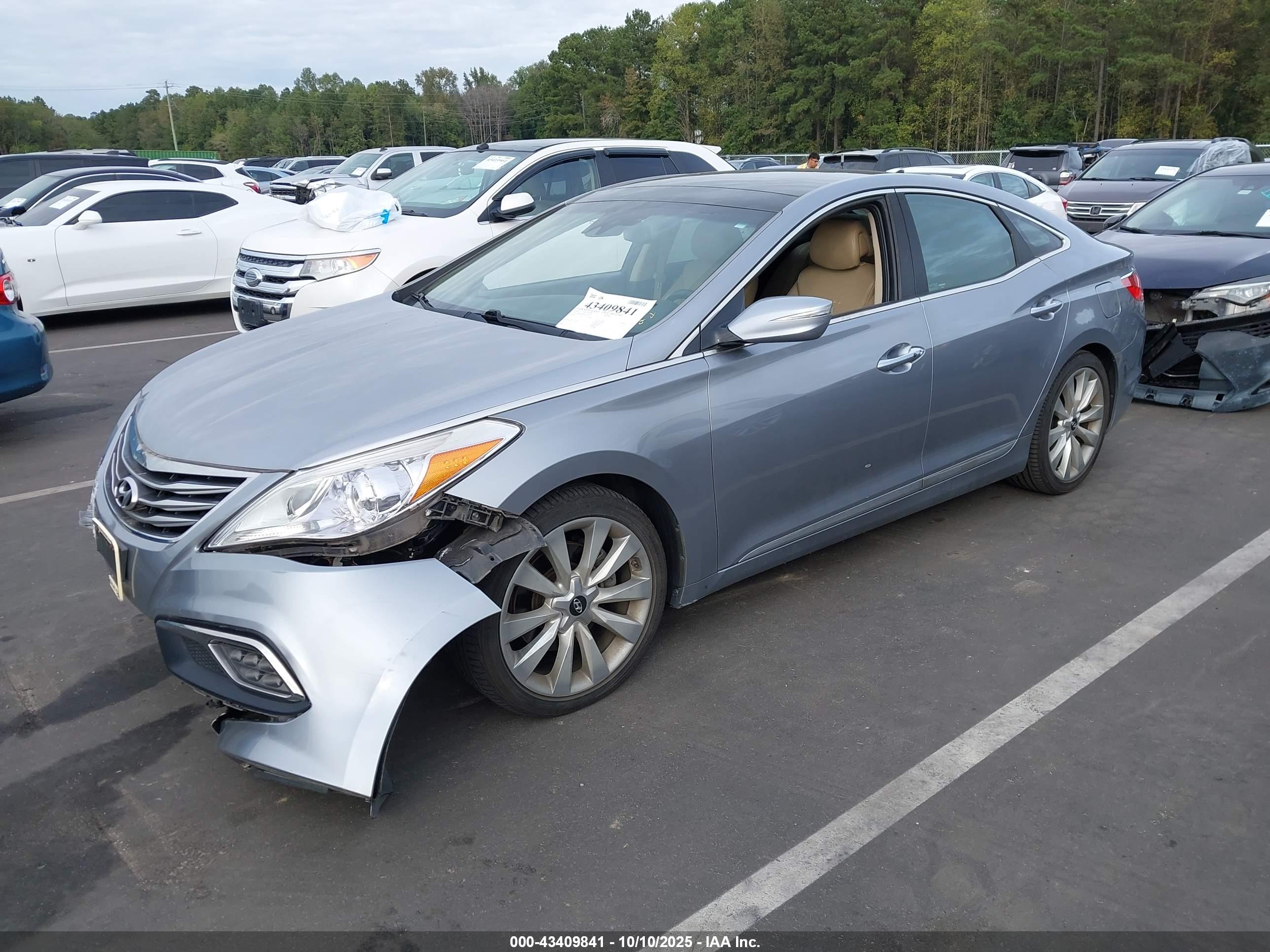HYUNDAI AZERA image 2
