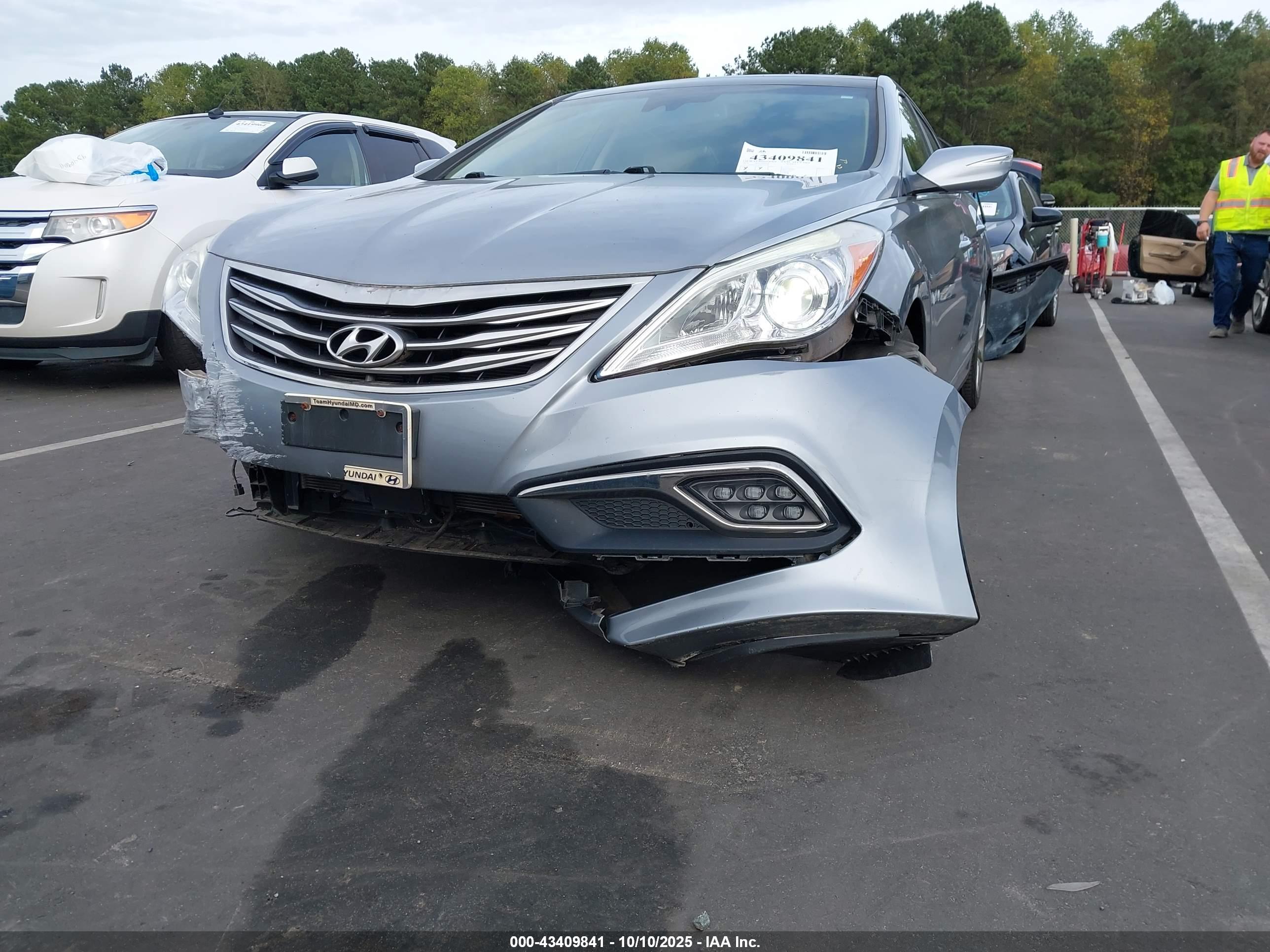 HYUNDAI AZERA image 6