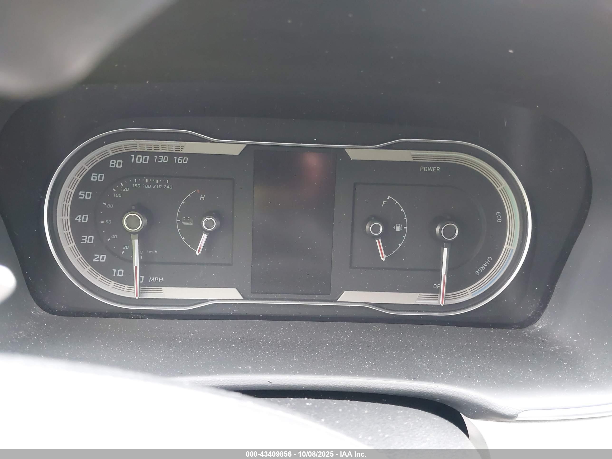 HYUNDAI TUCSON image 7