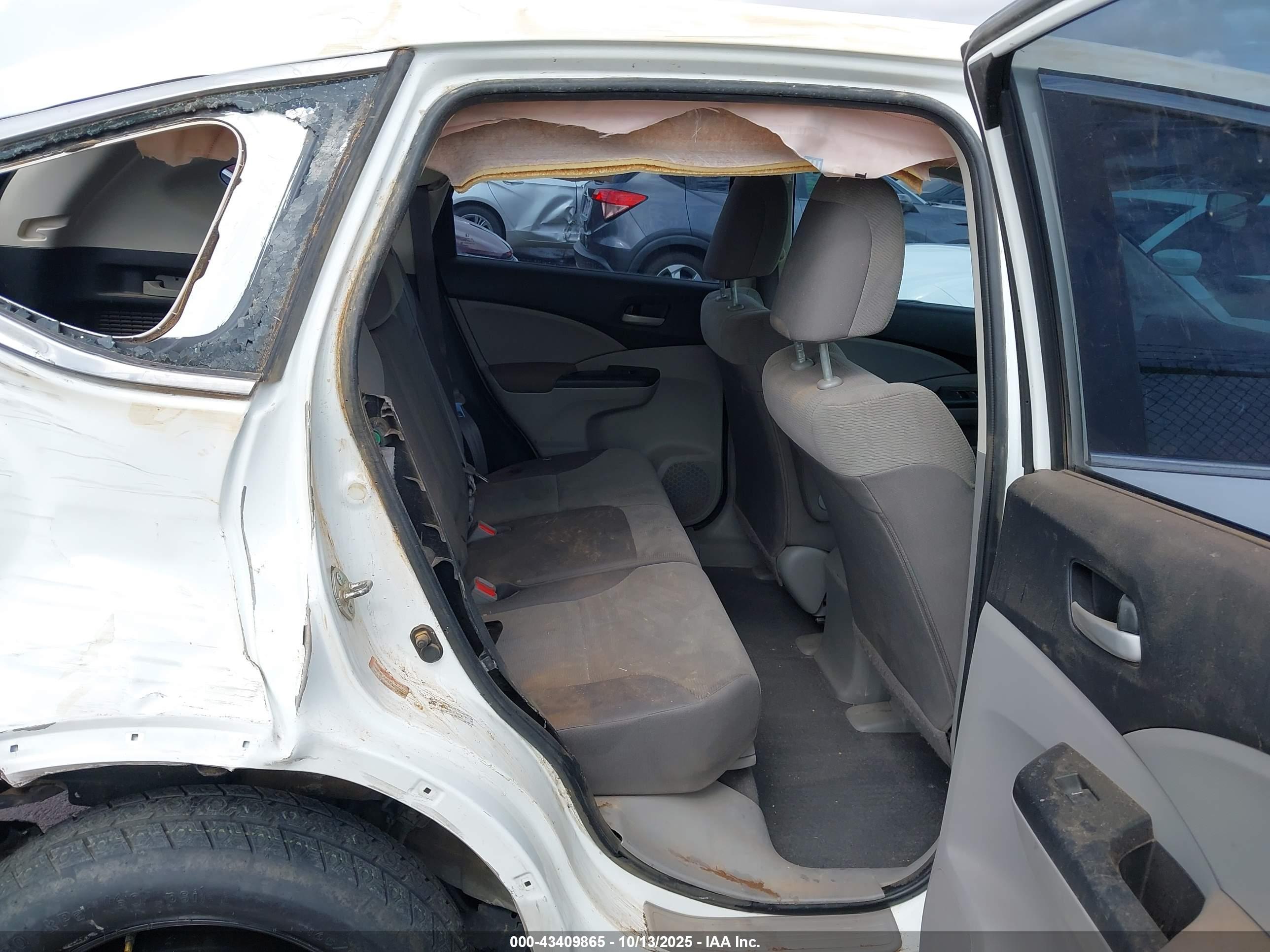HONDA CR-V image 8