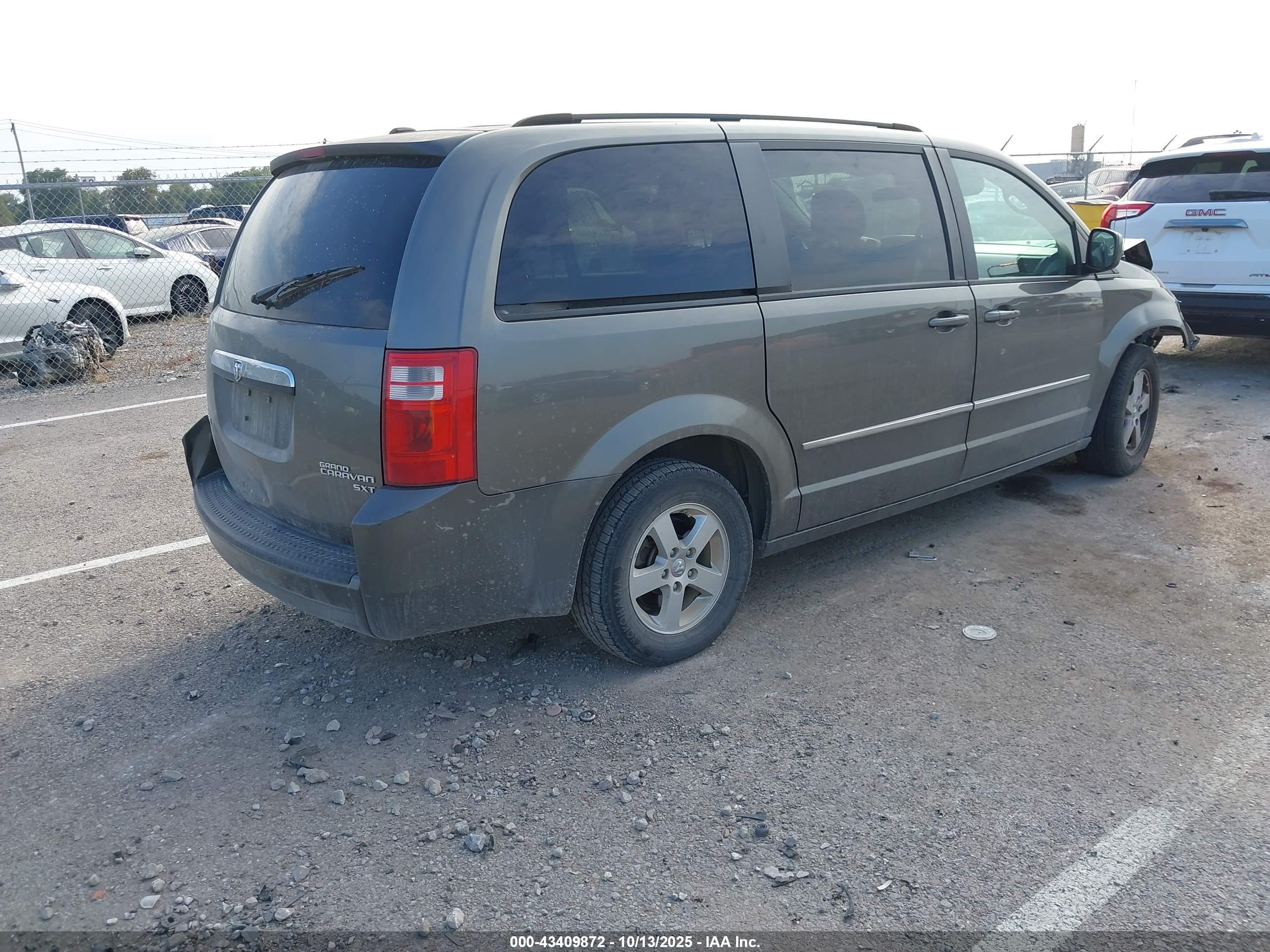 DODGE GRAND image 4