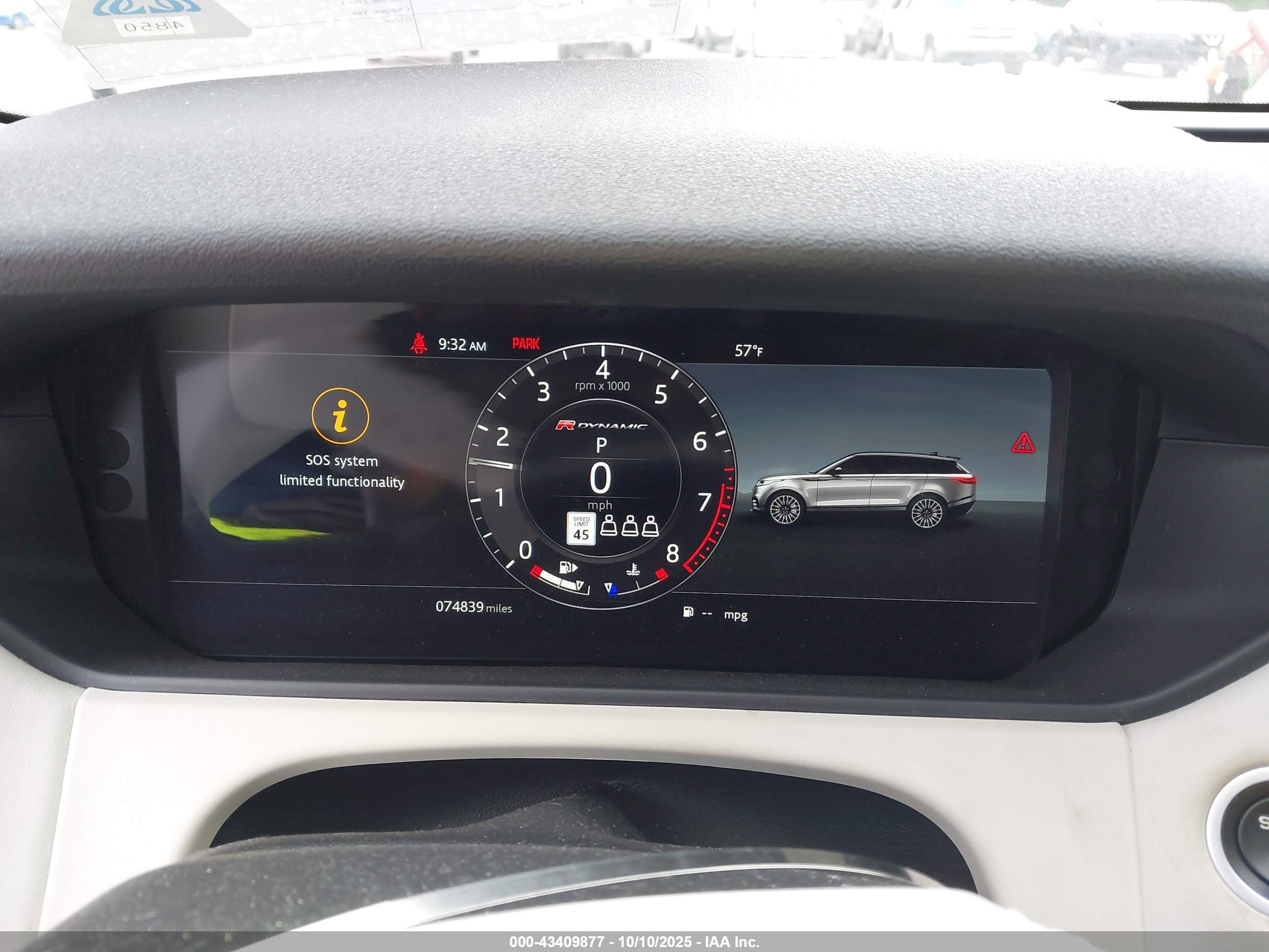 LAND ROVER image 7
