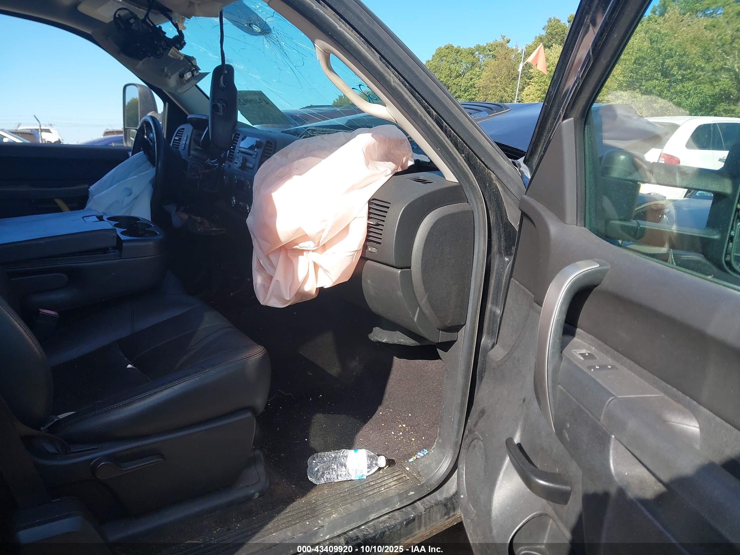 GMC SIERRA image 5