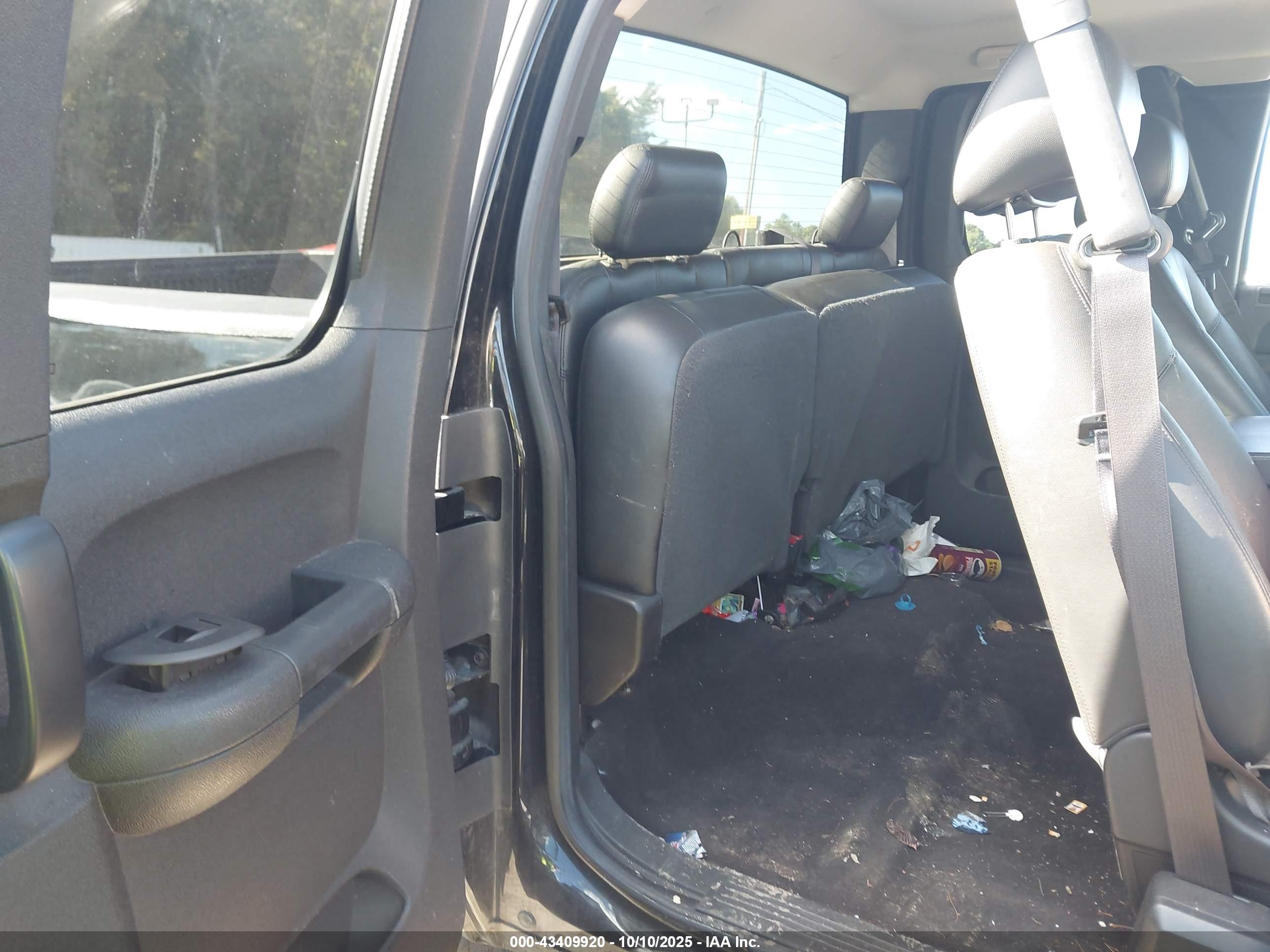GMC SIERRA image 8