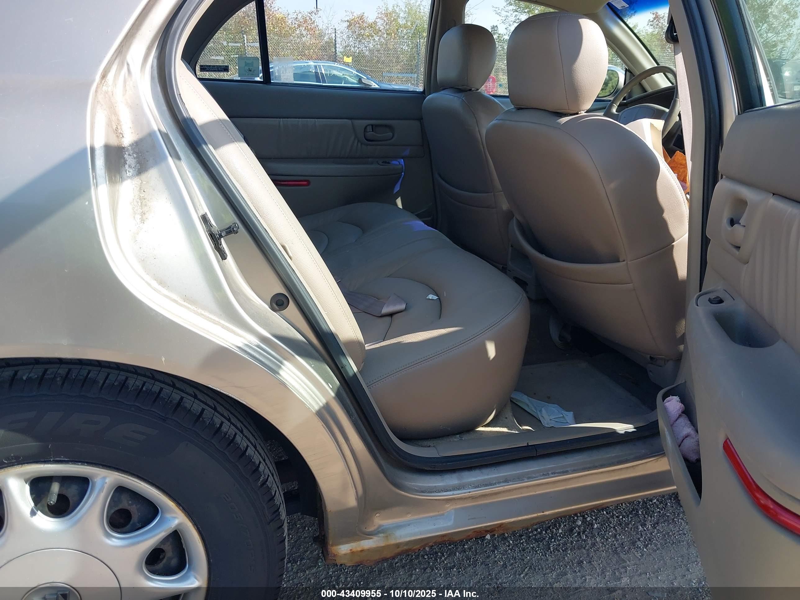 BUICK CENTURY image 8
