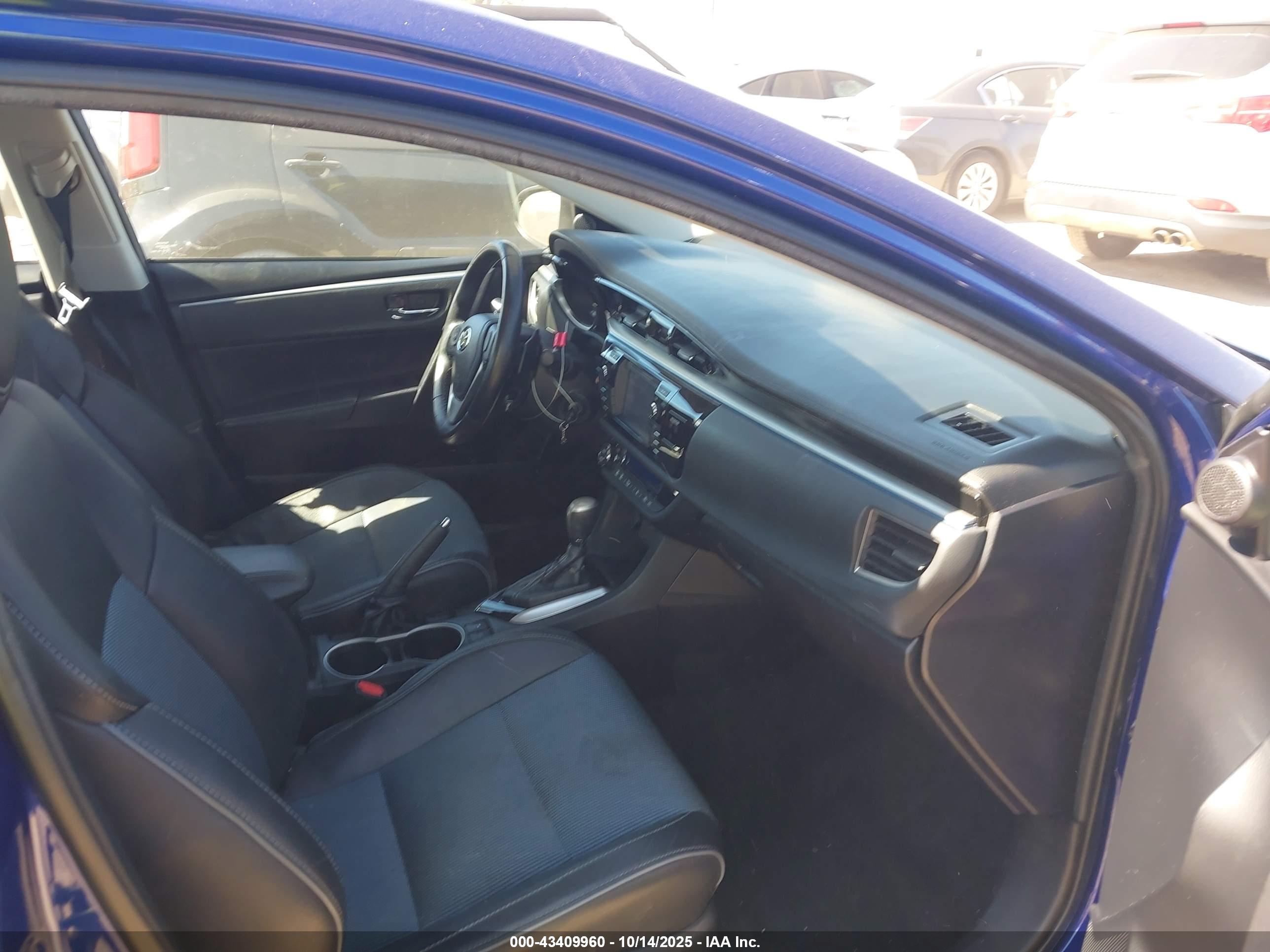 TOYOTA COROLLA image 5