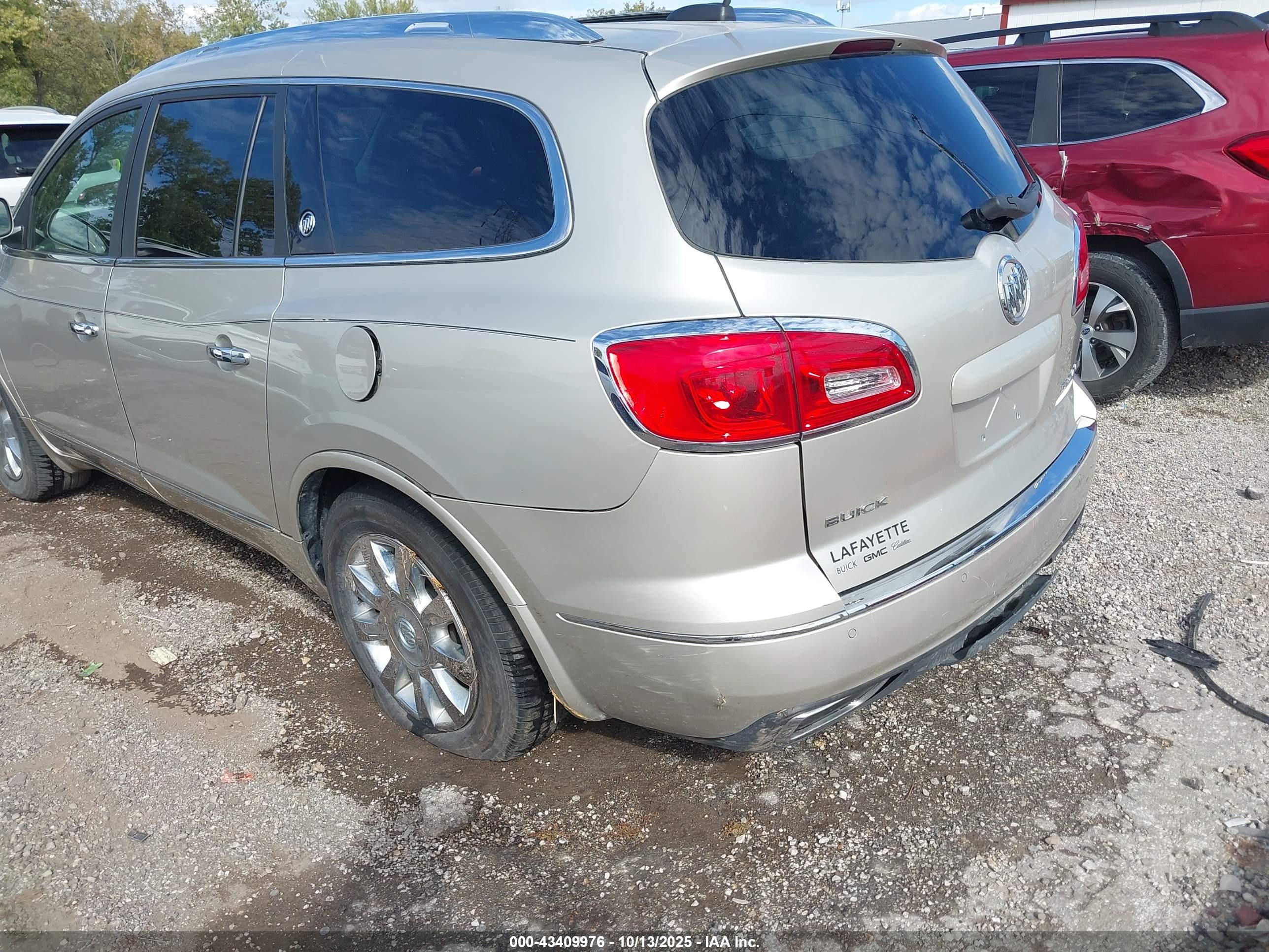 BUICK ENCLAVE image 6