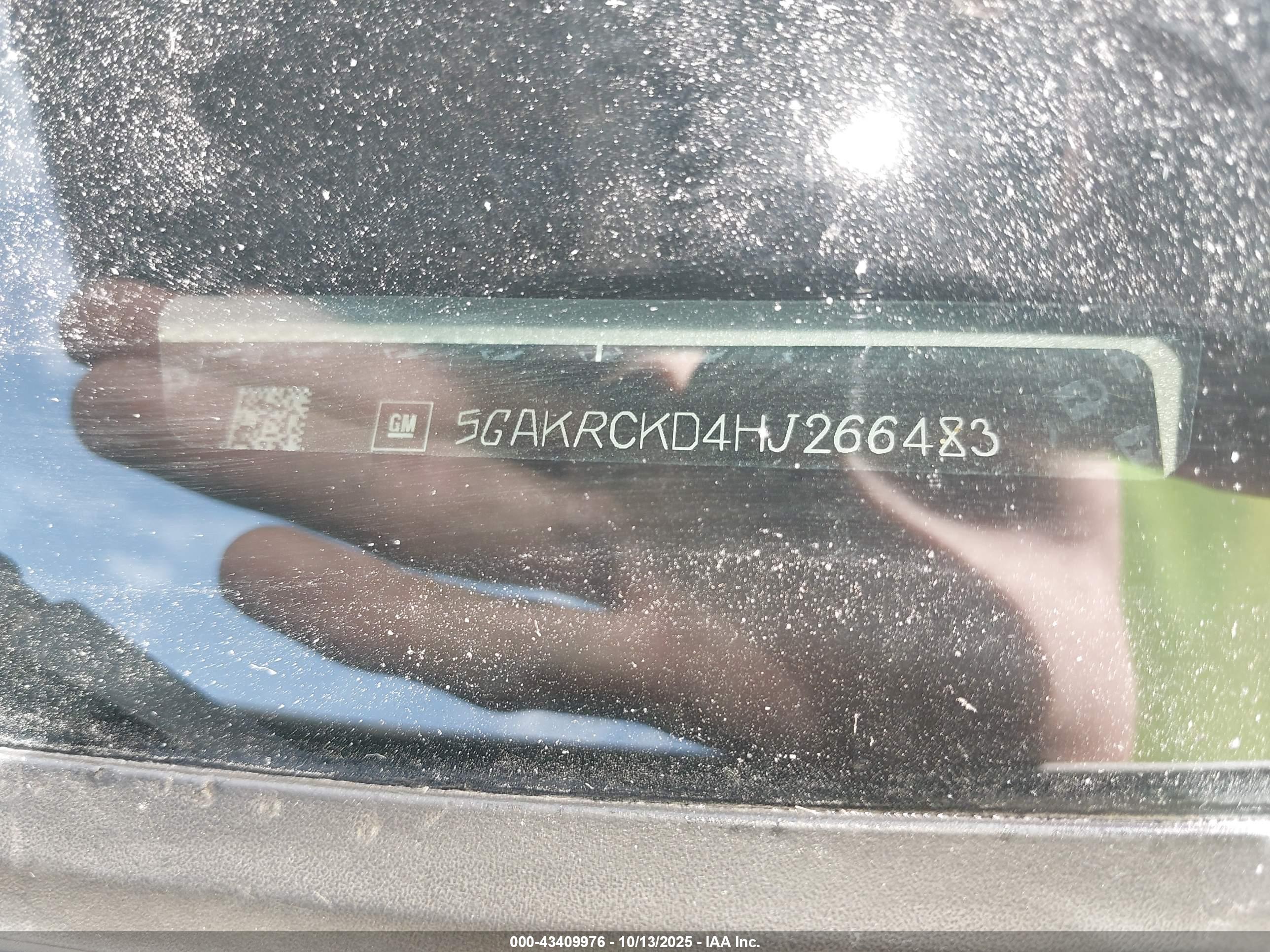 BUICK ENCLAVE image 9