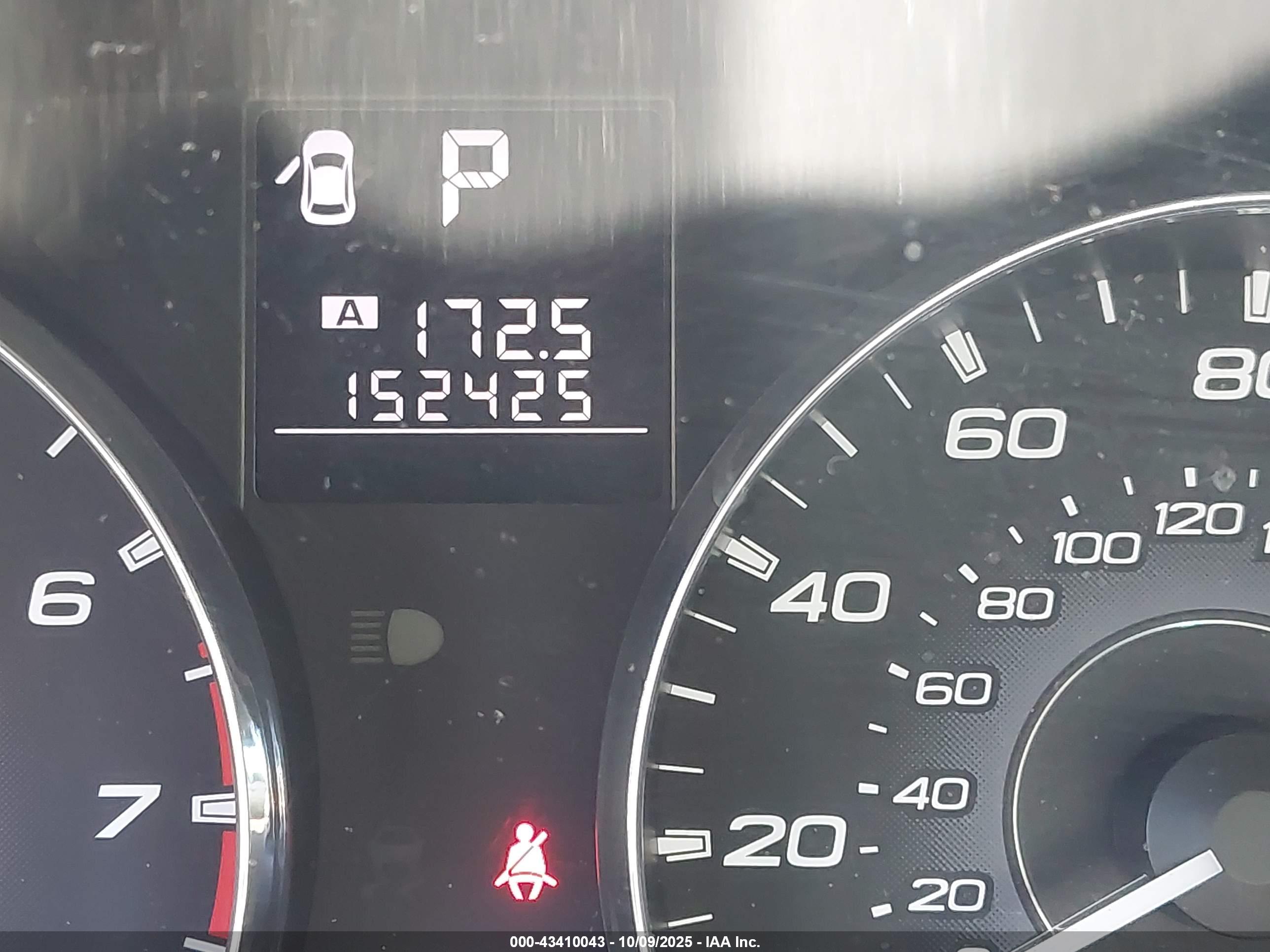SUBARU OUTBACK image 7