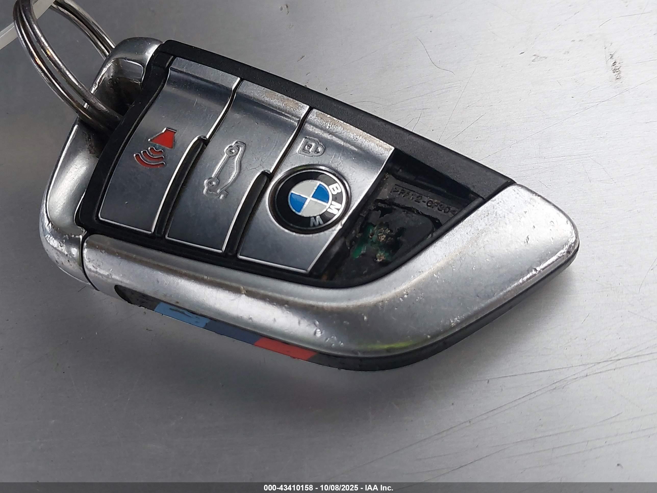 BMW 740I image 11