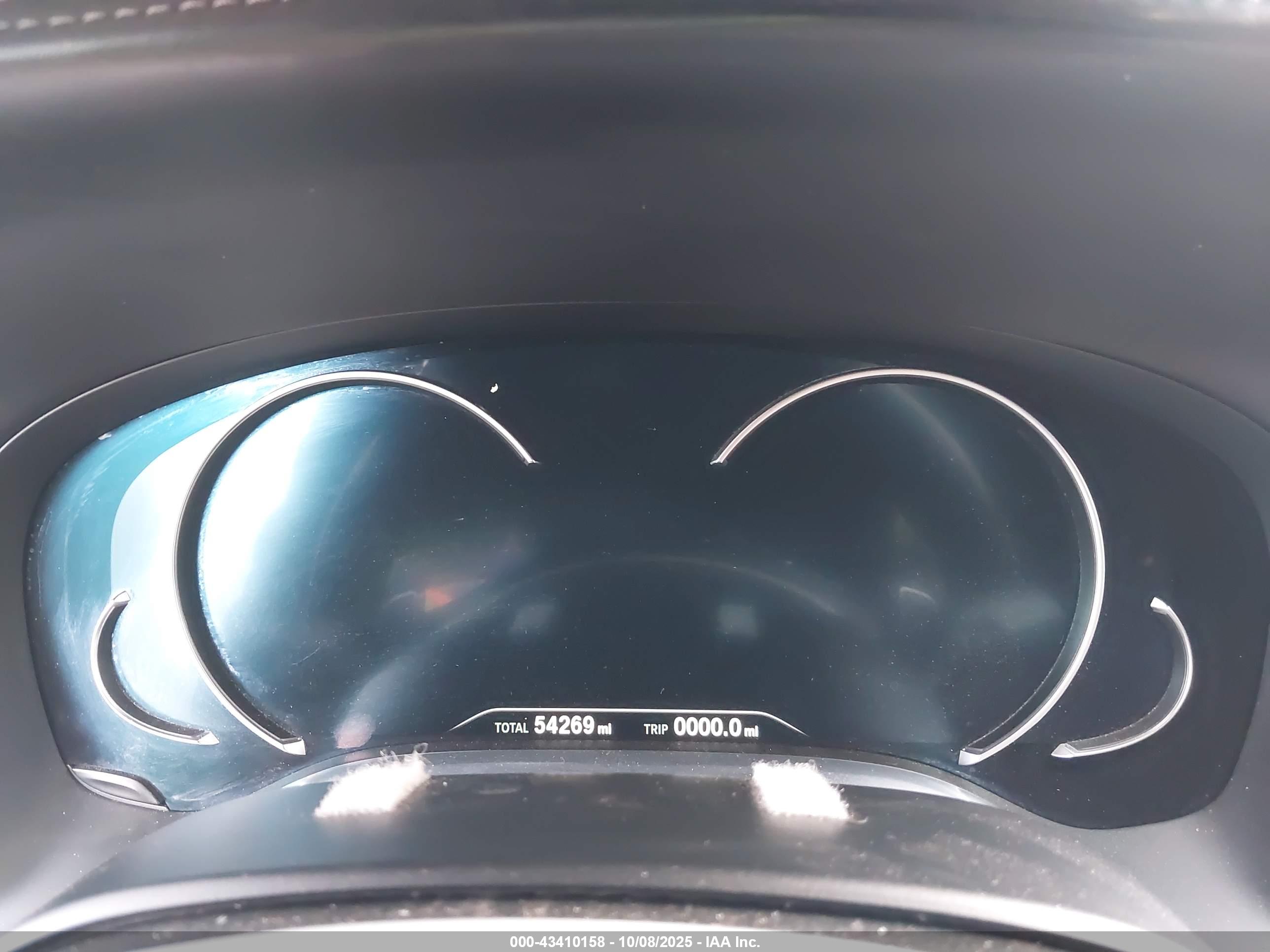 BMW 740I image 7