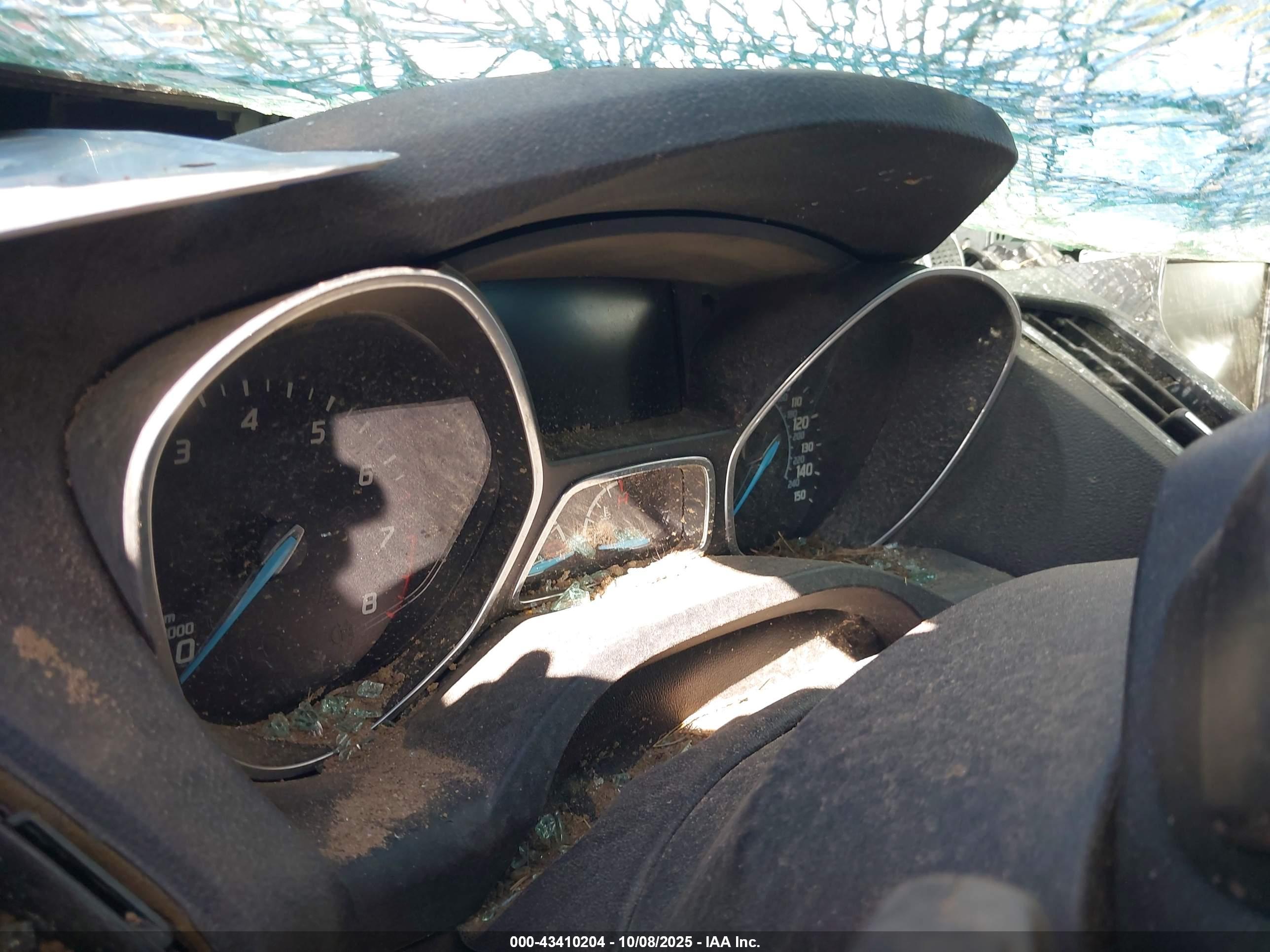 FORD ESCAPE image 7