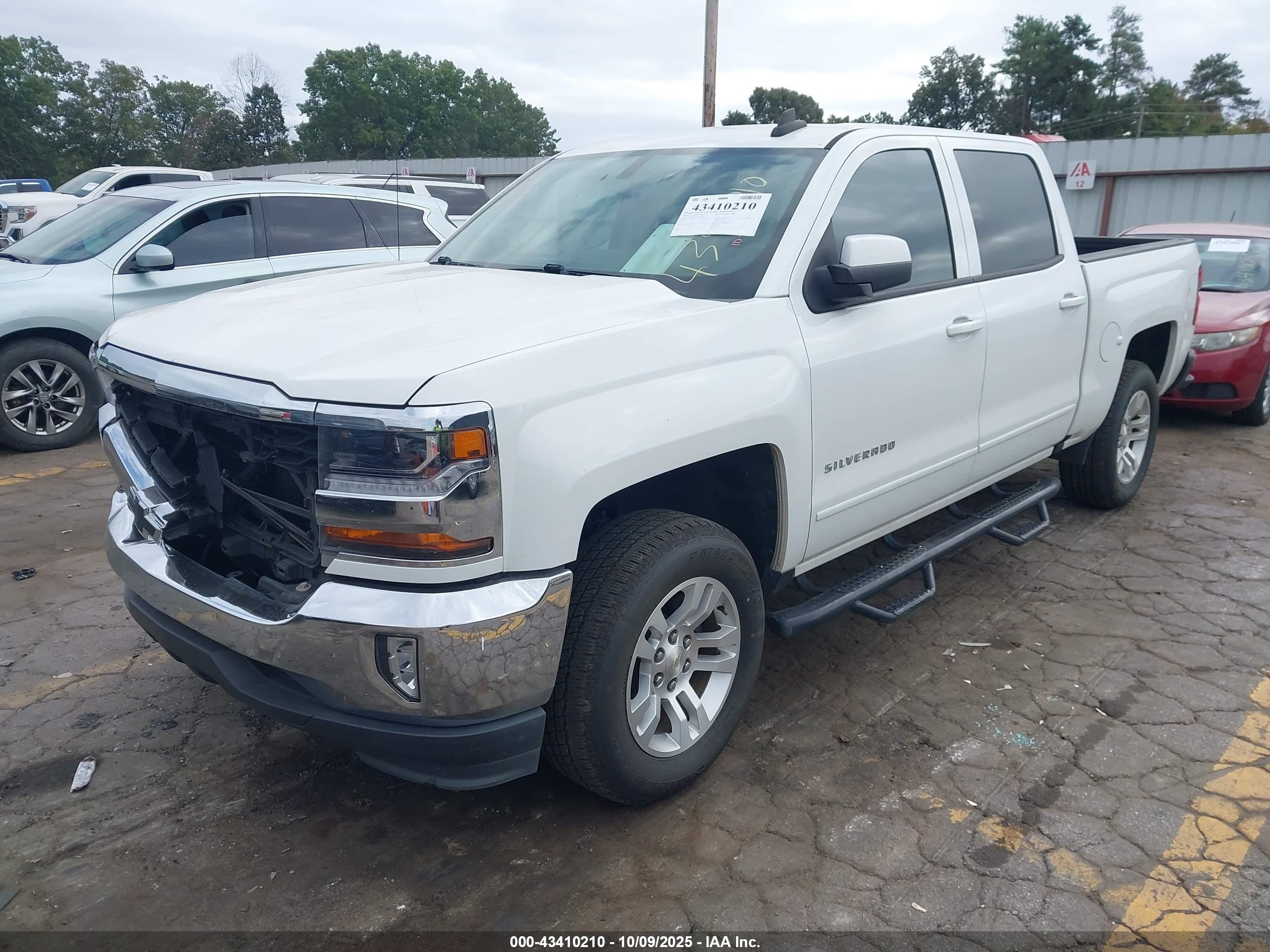CHEVROLET SILVERADO image 2