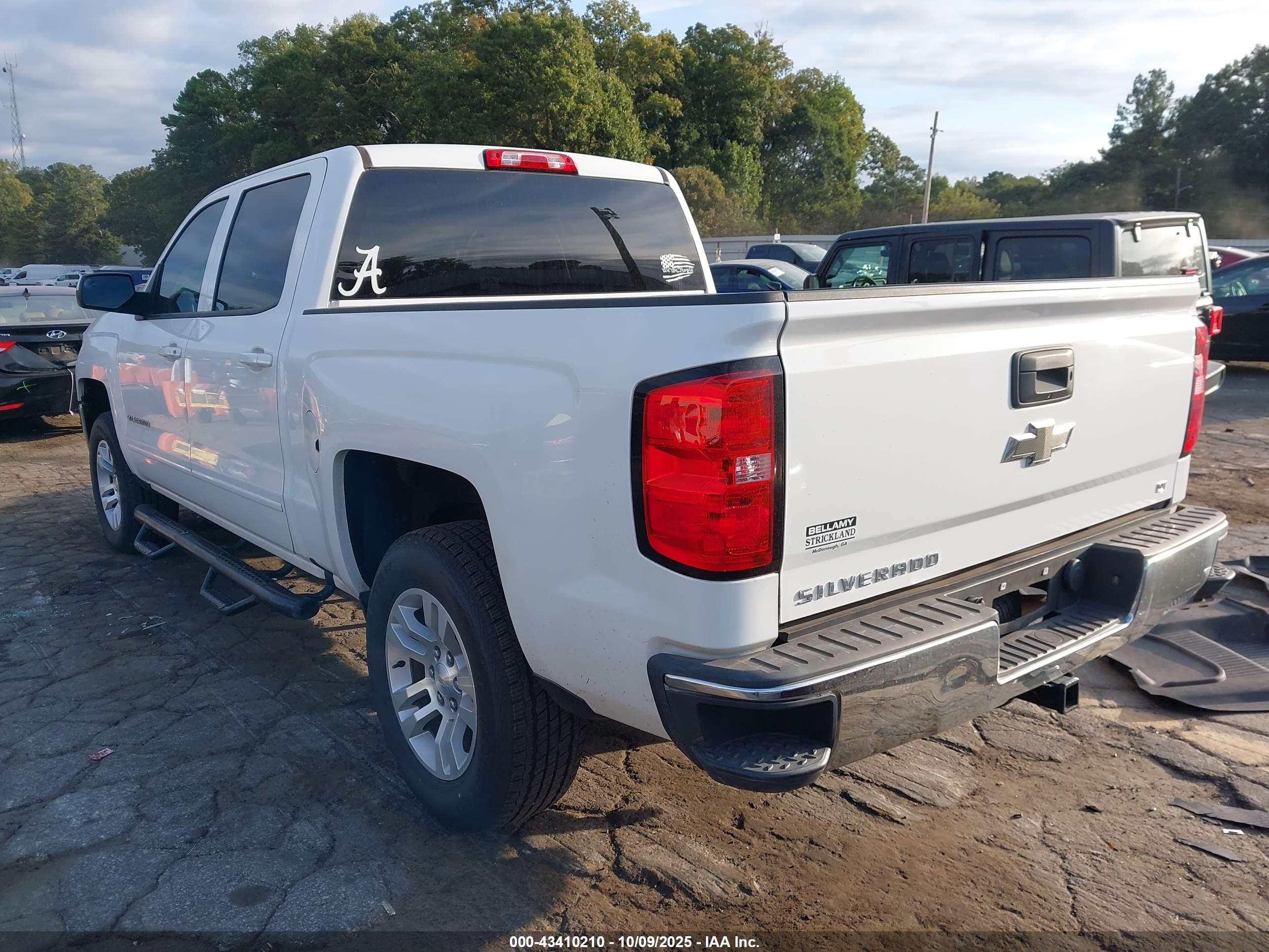 CHEVROLET SILVERADO image 3