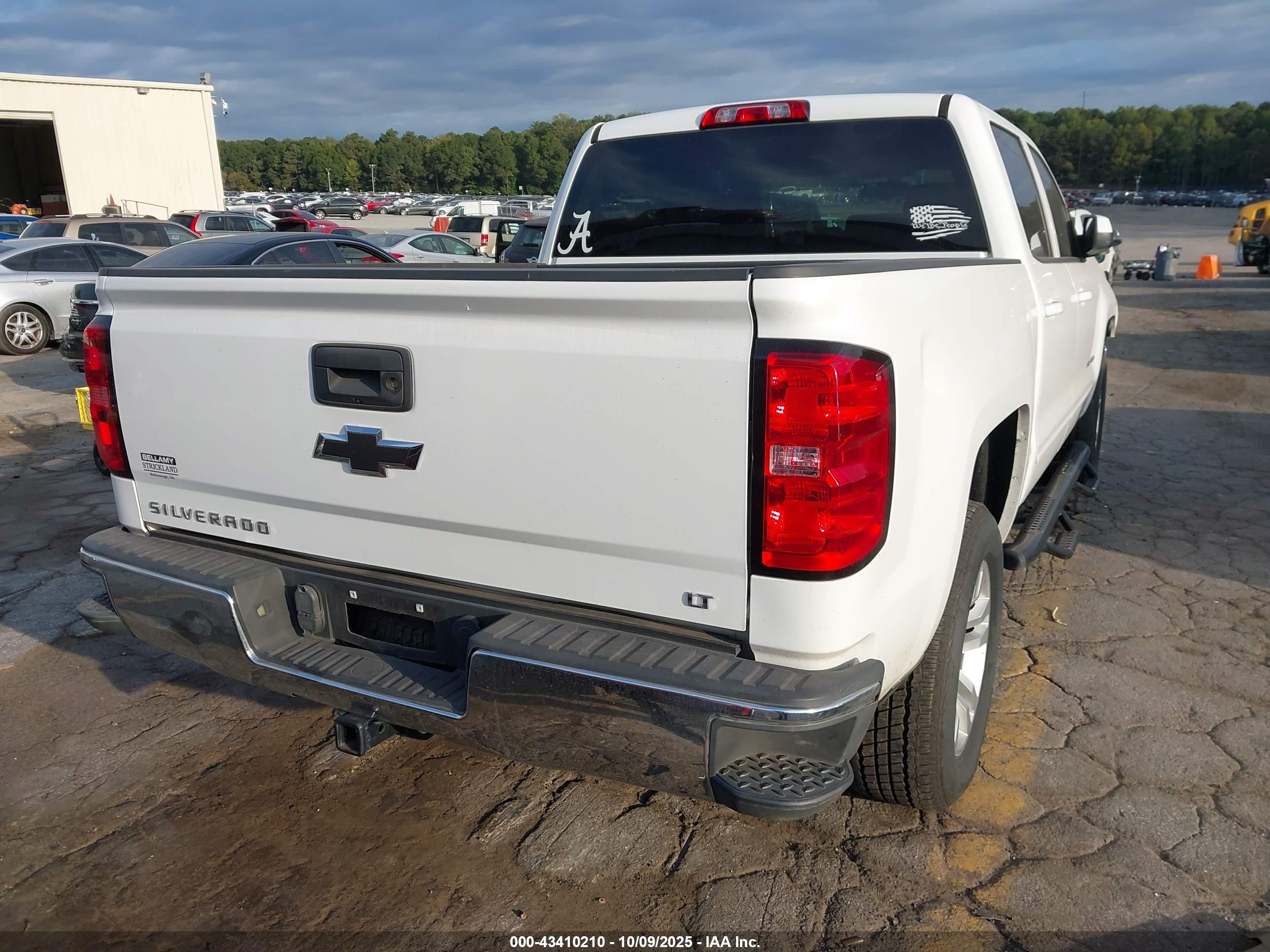 CHEVROLET SILVERADO image 4