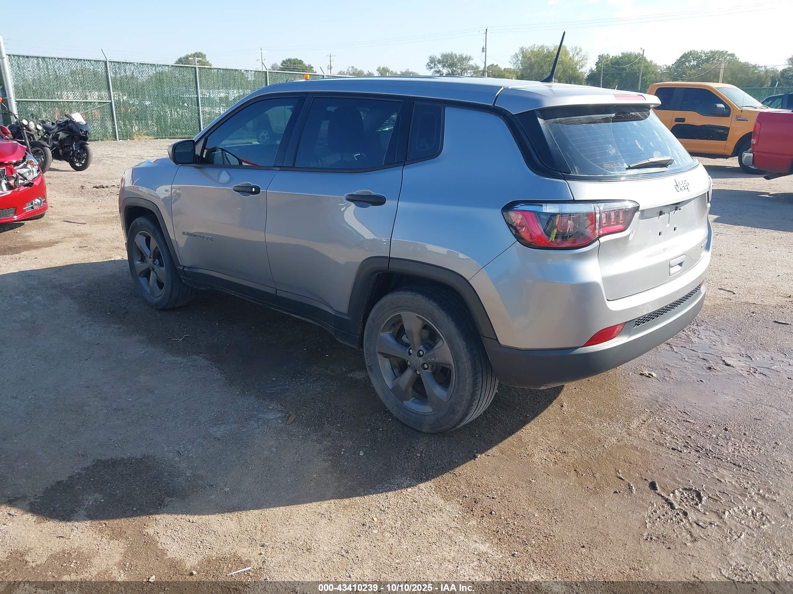 JEEP COMPASS image 3