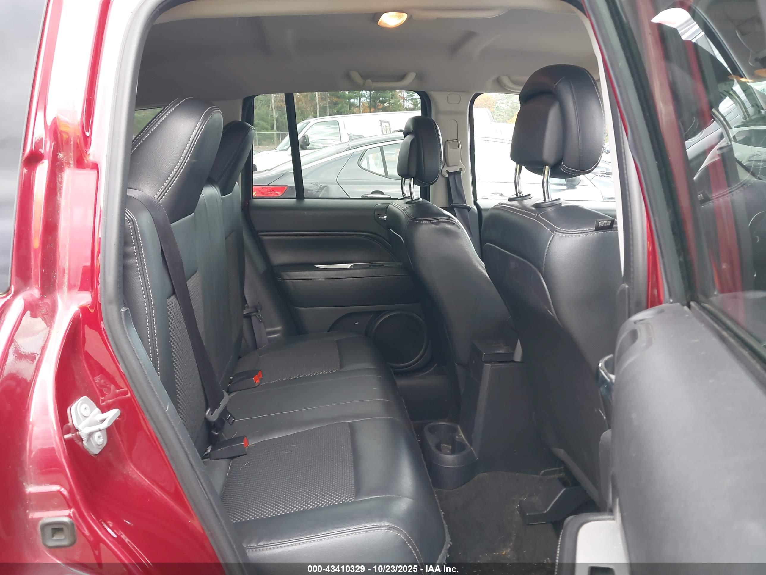JEEP COMPASS image 8
