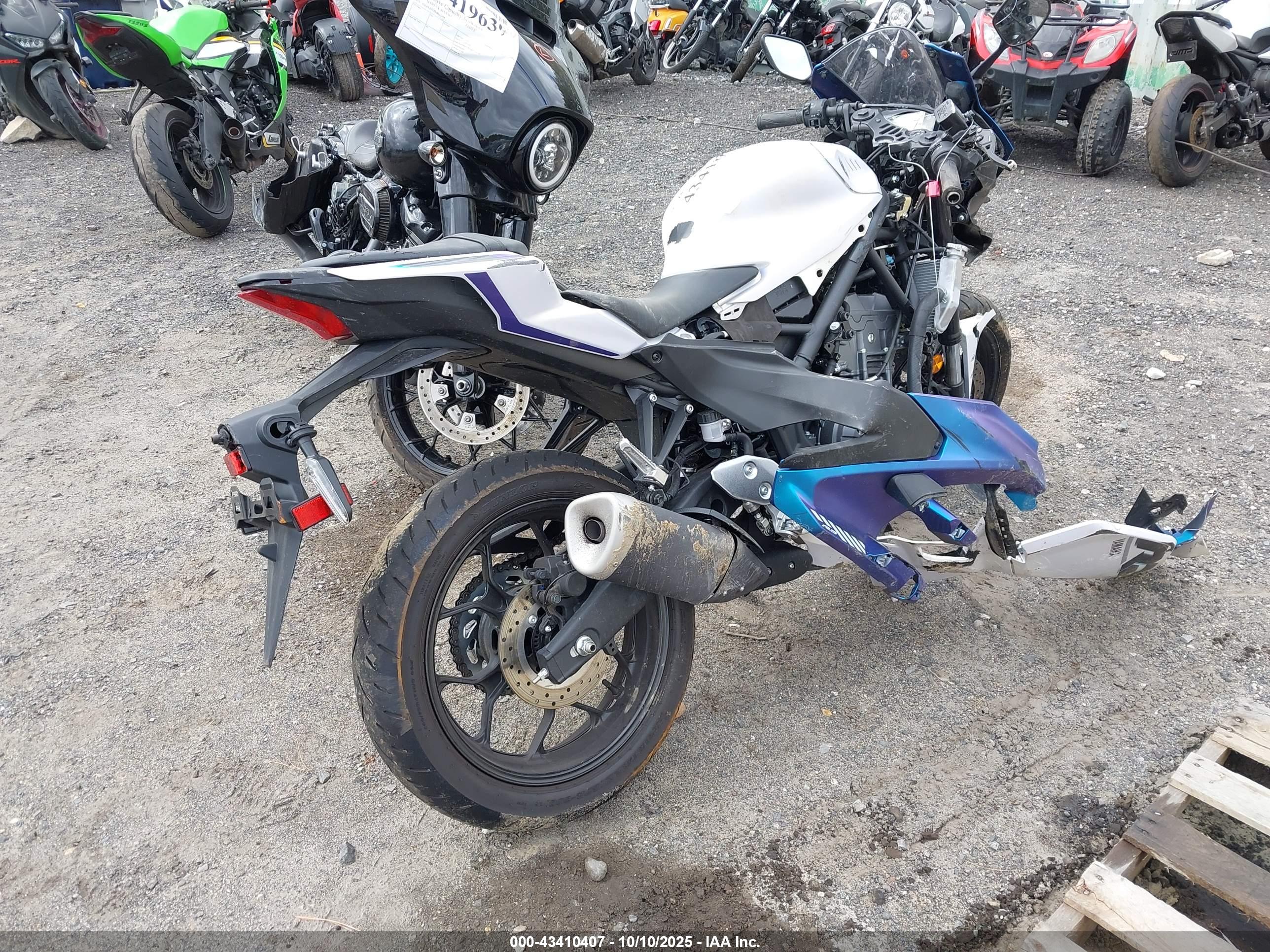 YAMAHA YFZ320 image 4