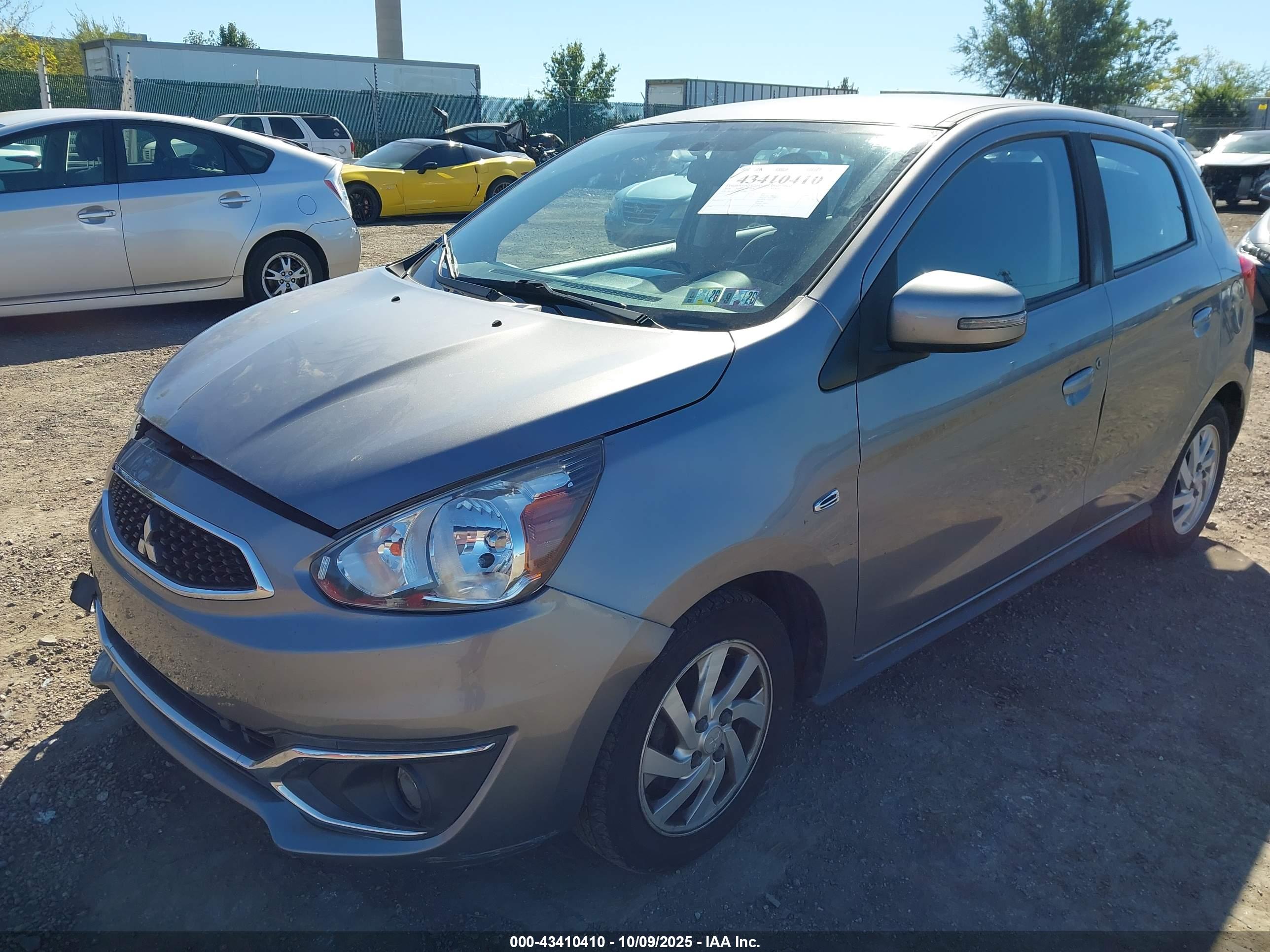 MITSUBISHI MIRAGE image 2