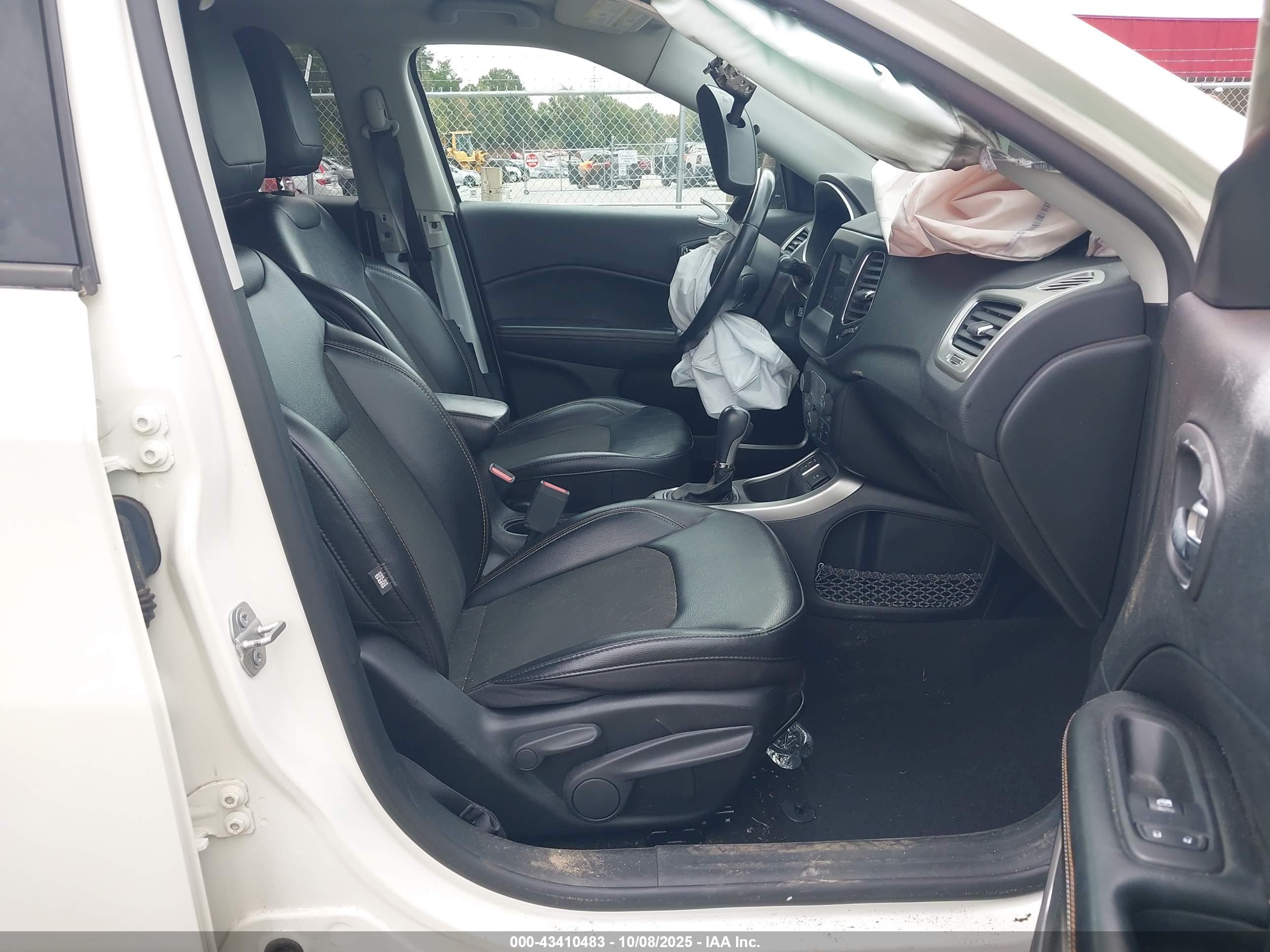 JEEP COMPASS image 5