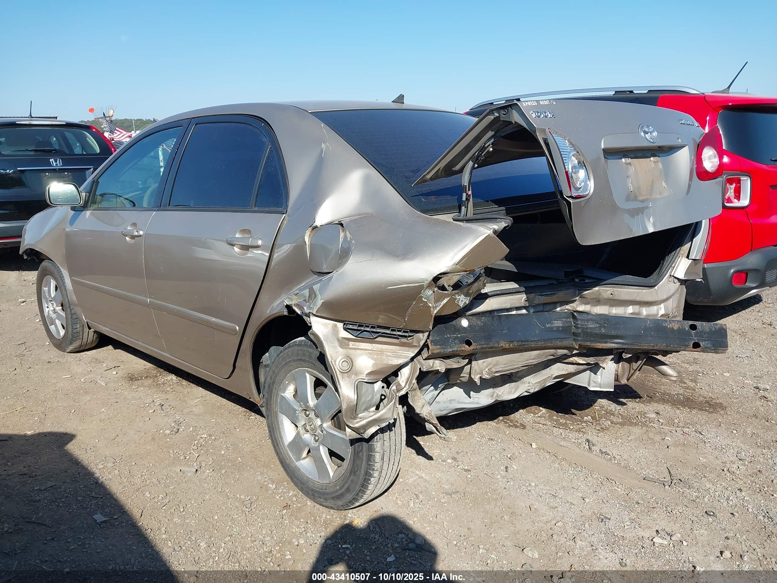 TOYOTA COROLLA image 3