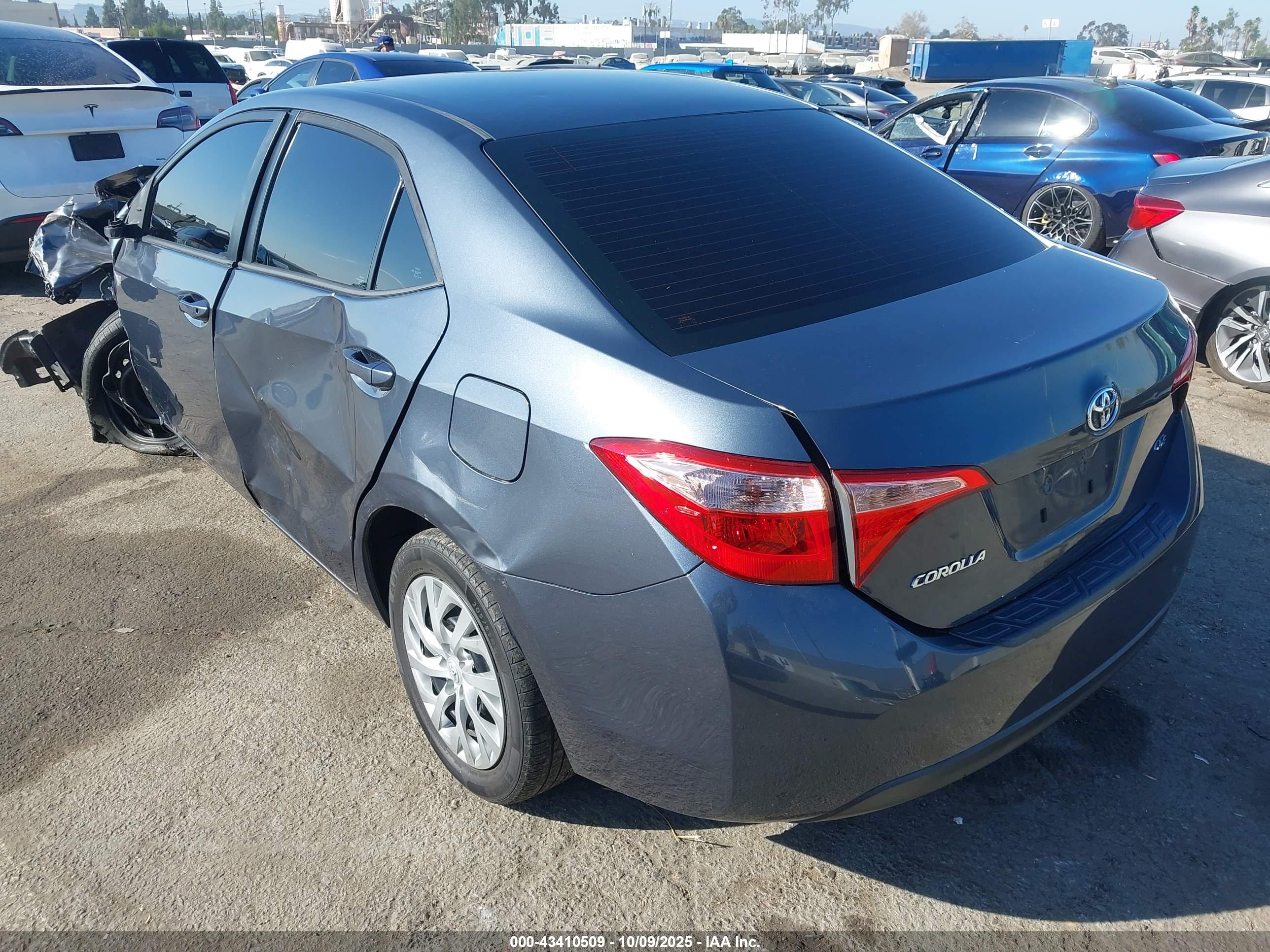 TOYOTA COROLLA image 3