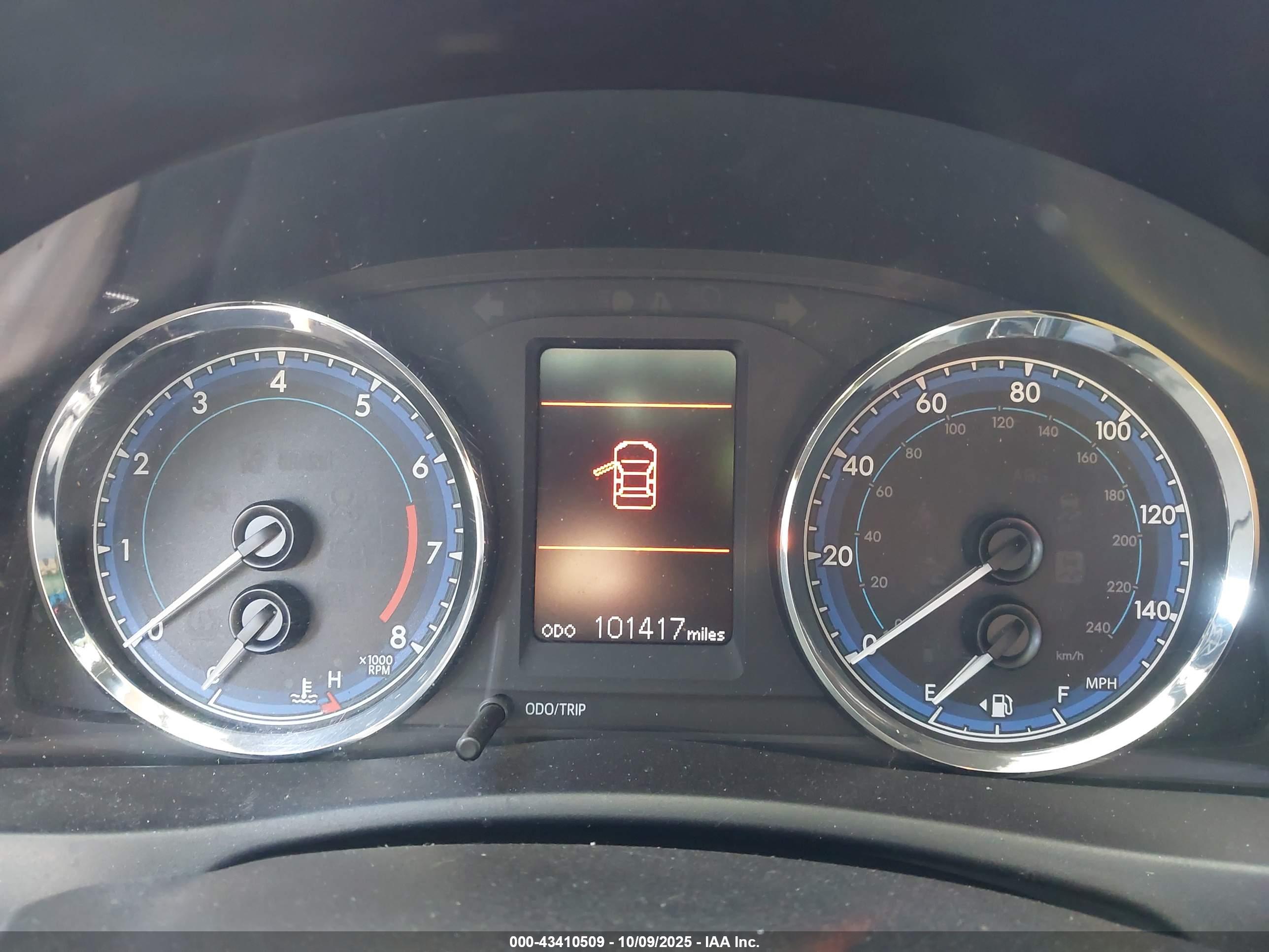 TOYOTA COROLLA image 7