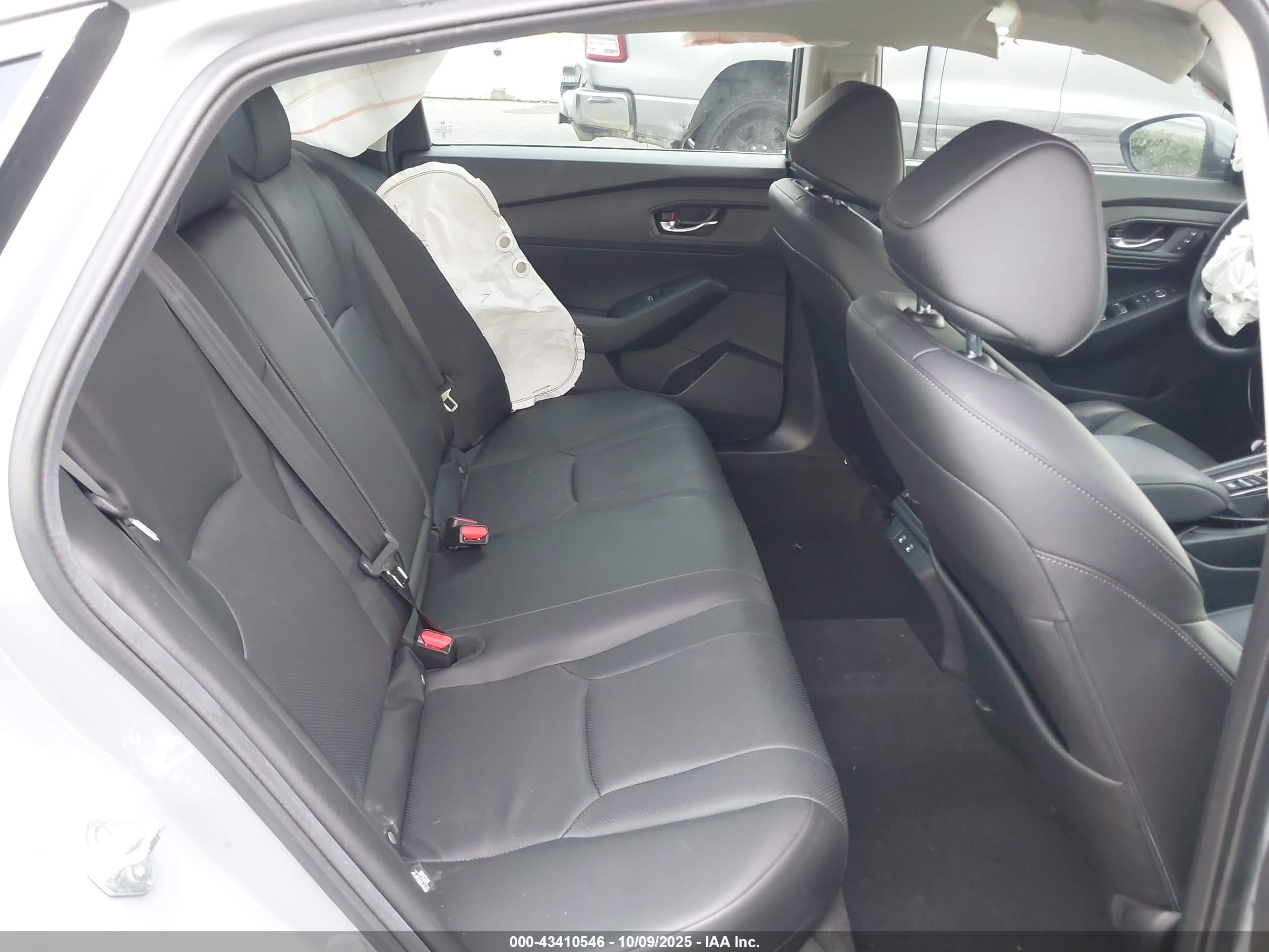 HONDA ACCORD image 8