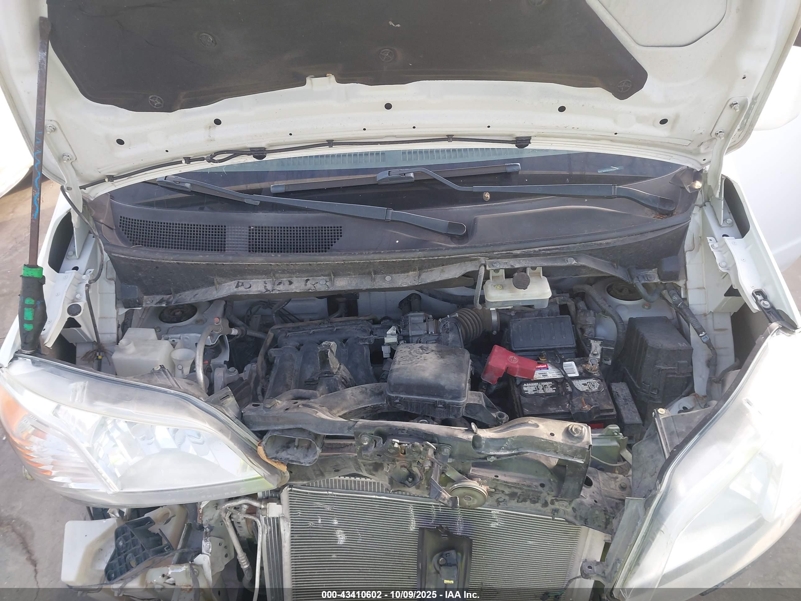 NISSAN NV200 image 10