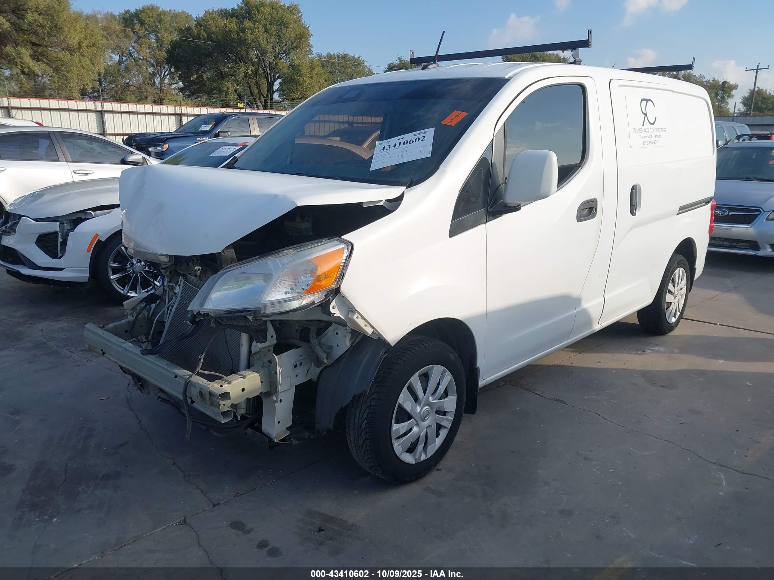 NISSAN NV200 image 2