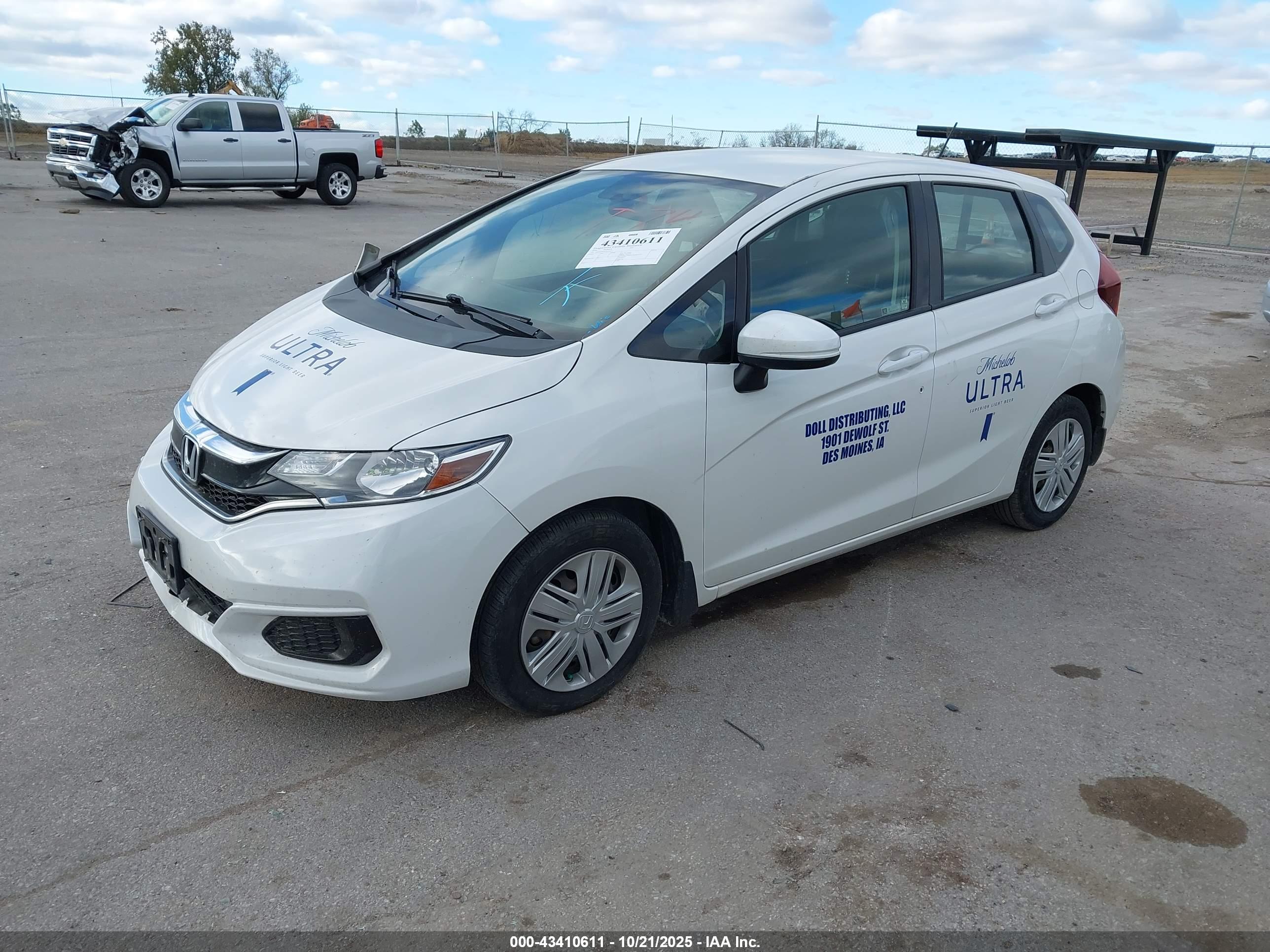 HONDA FIT image 2