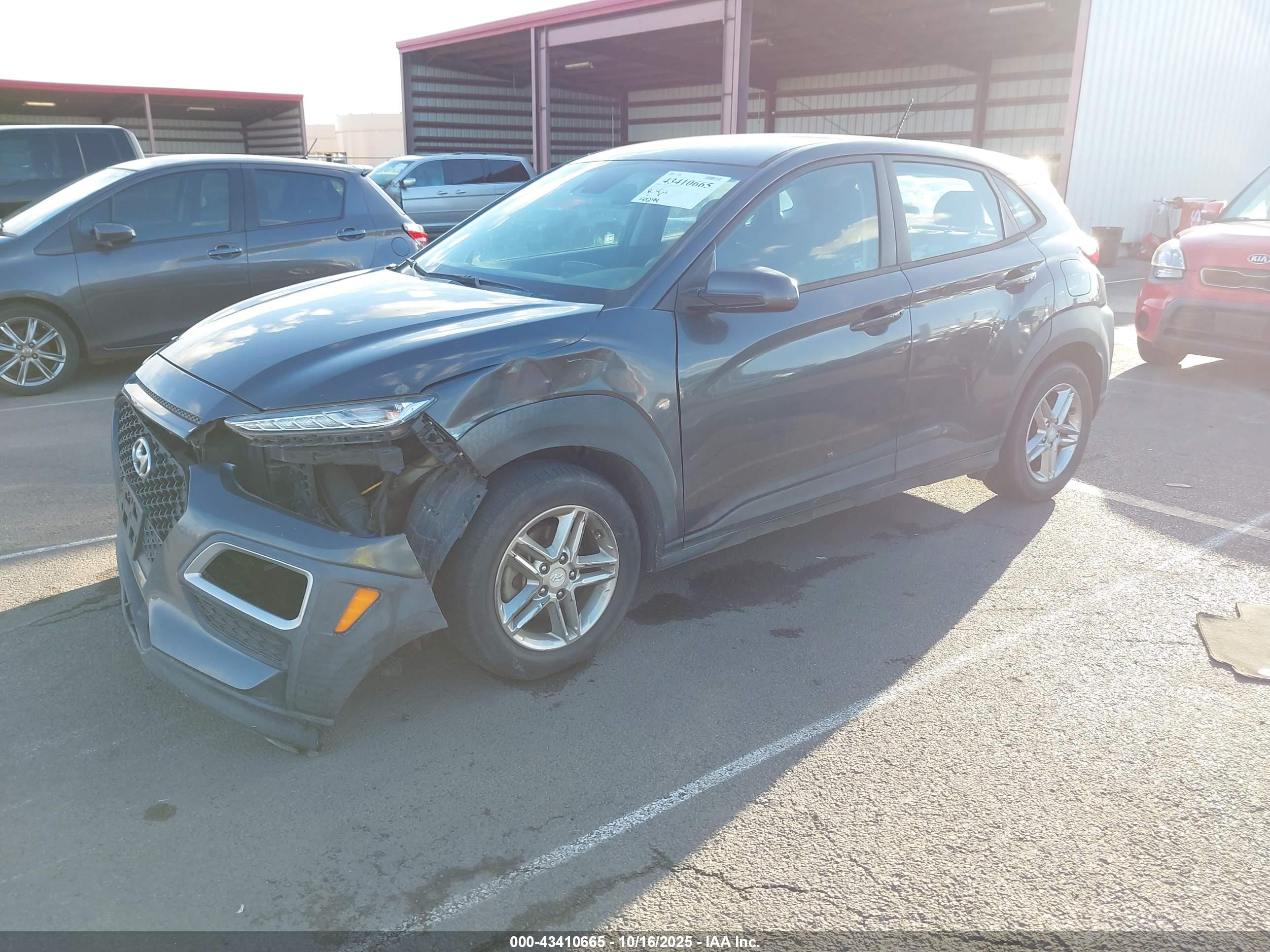 HYUNDAI KONA image 2