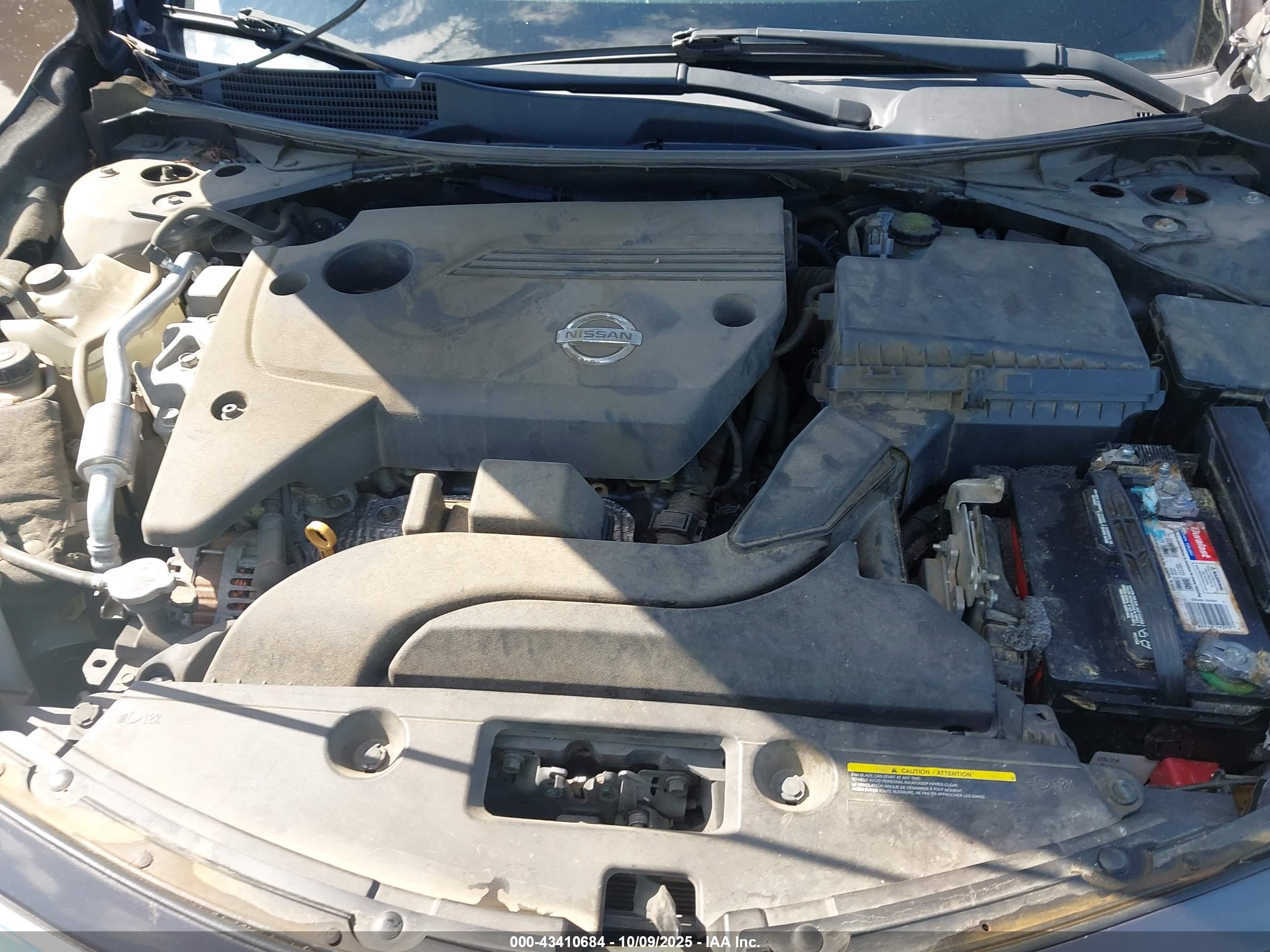 NISSAN ALTIMA image 10