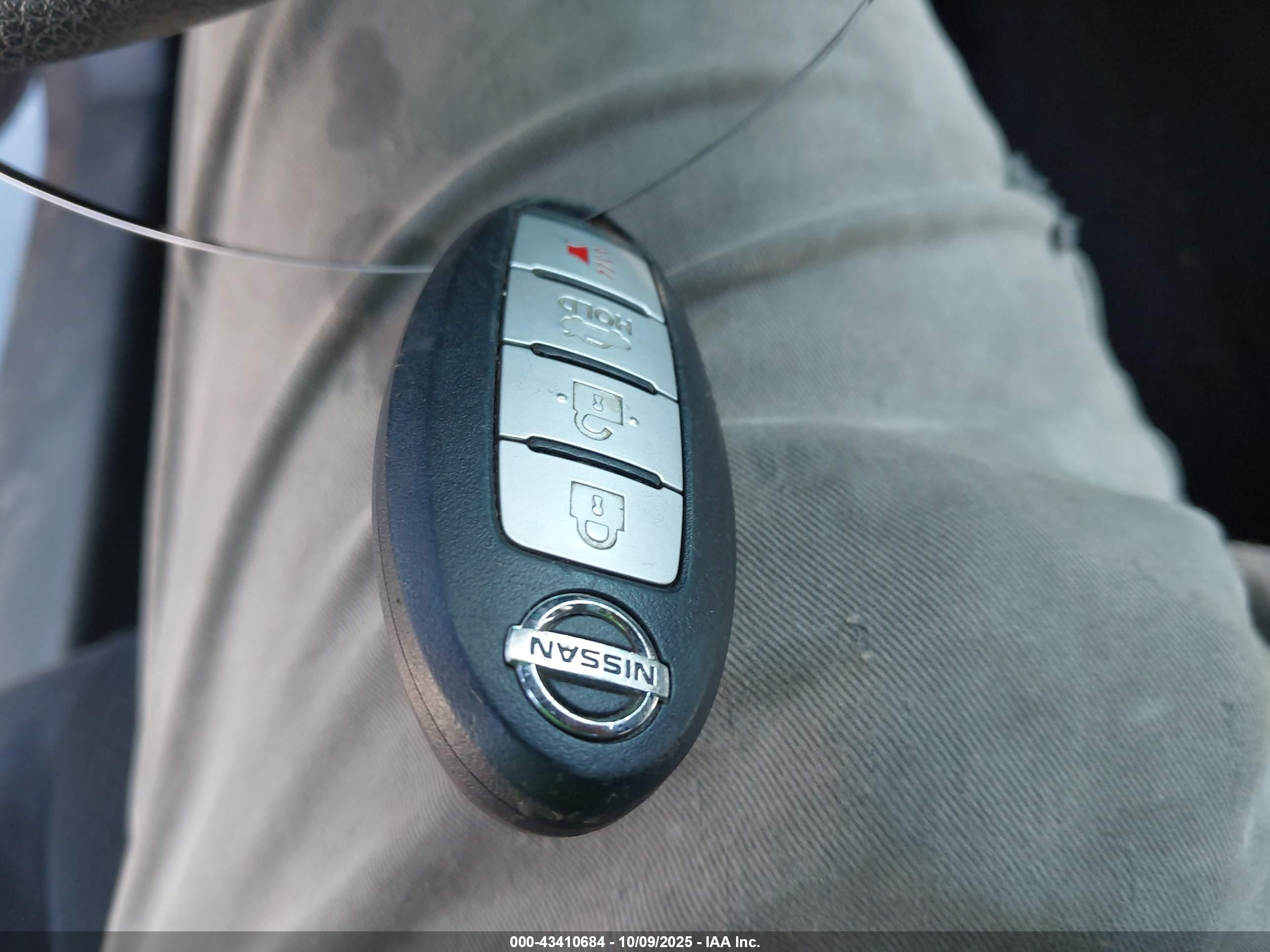 NISSAN ALTIMA image 11
