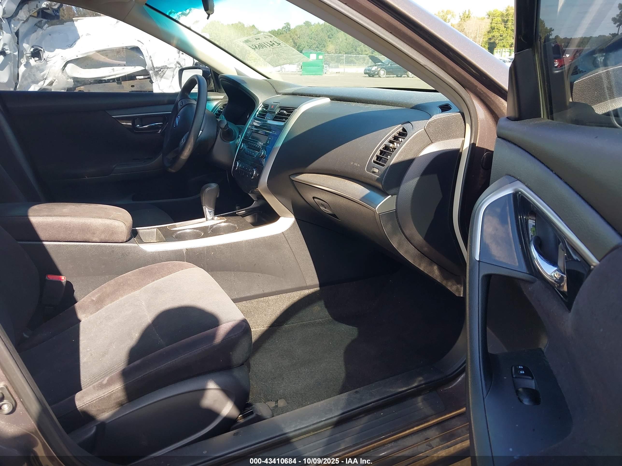 NISSAN ALTIMA image 5