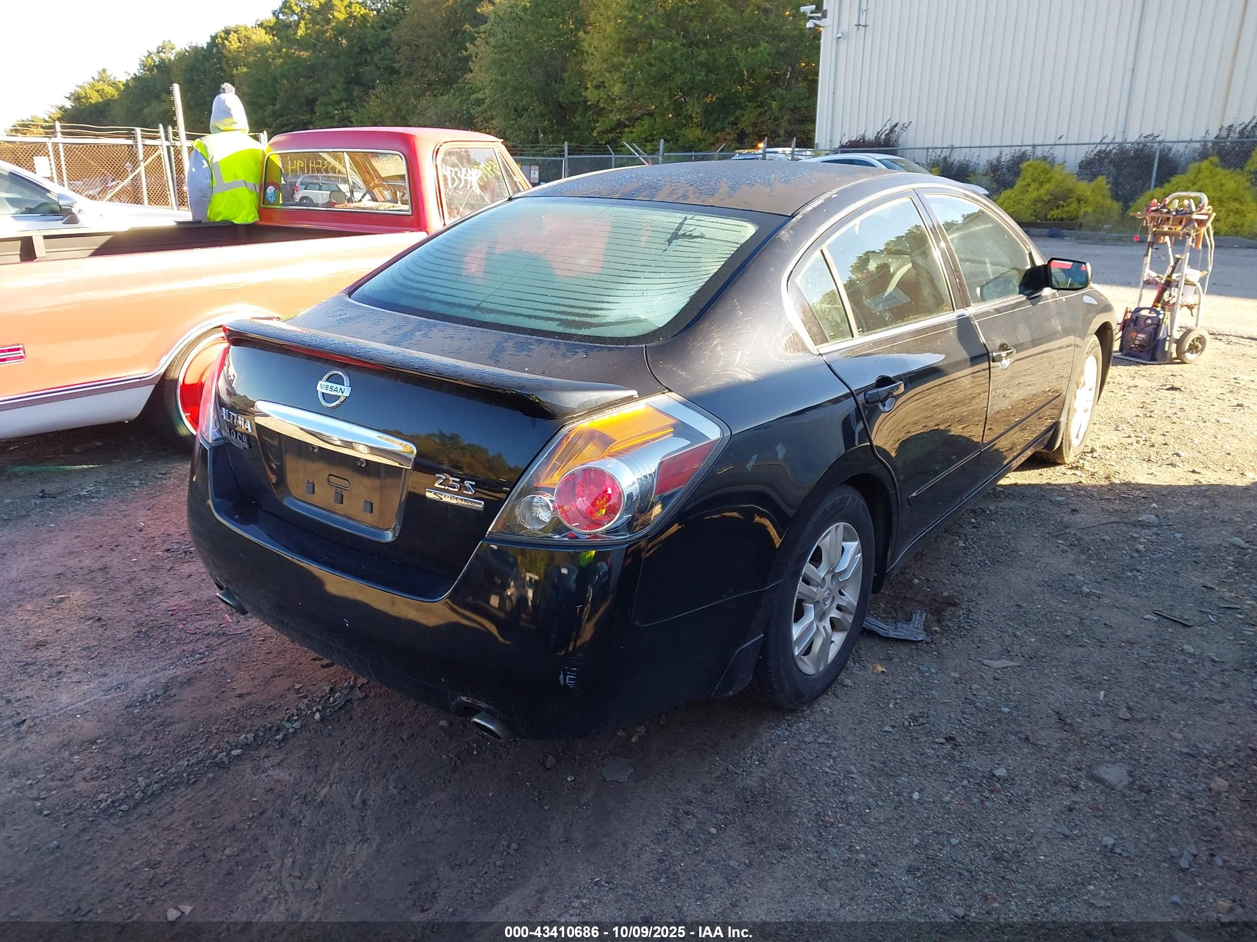 NISSAN ALTIMA image 4