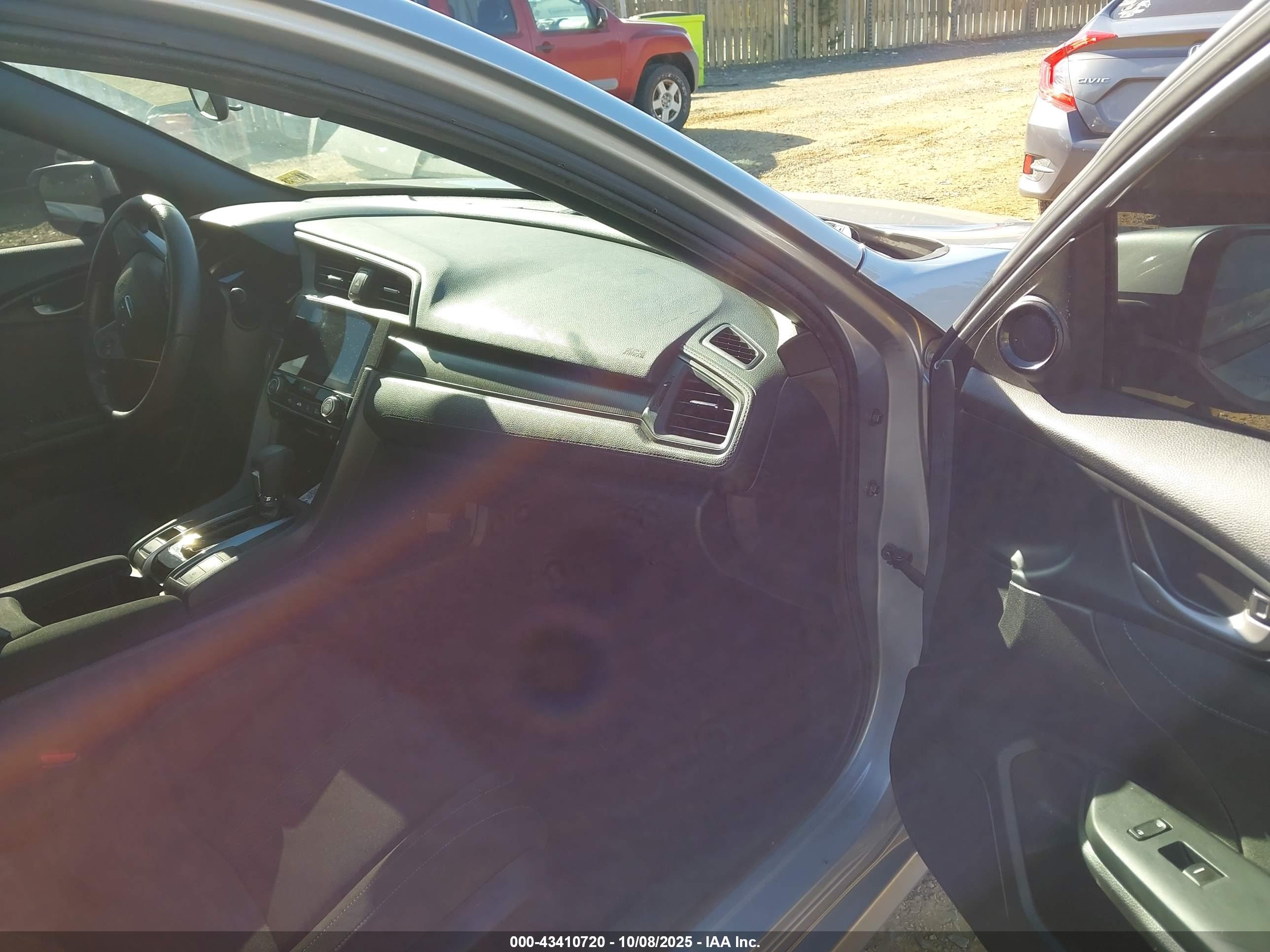 HONDA CIVIC image 5