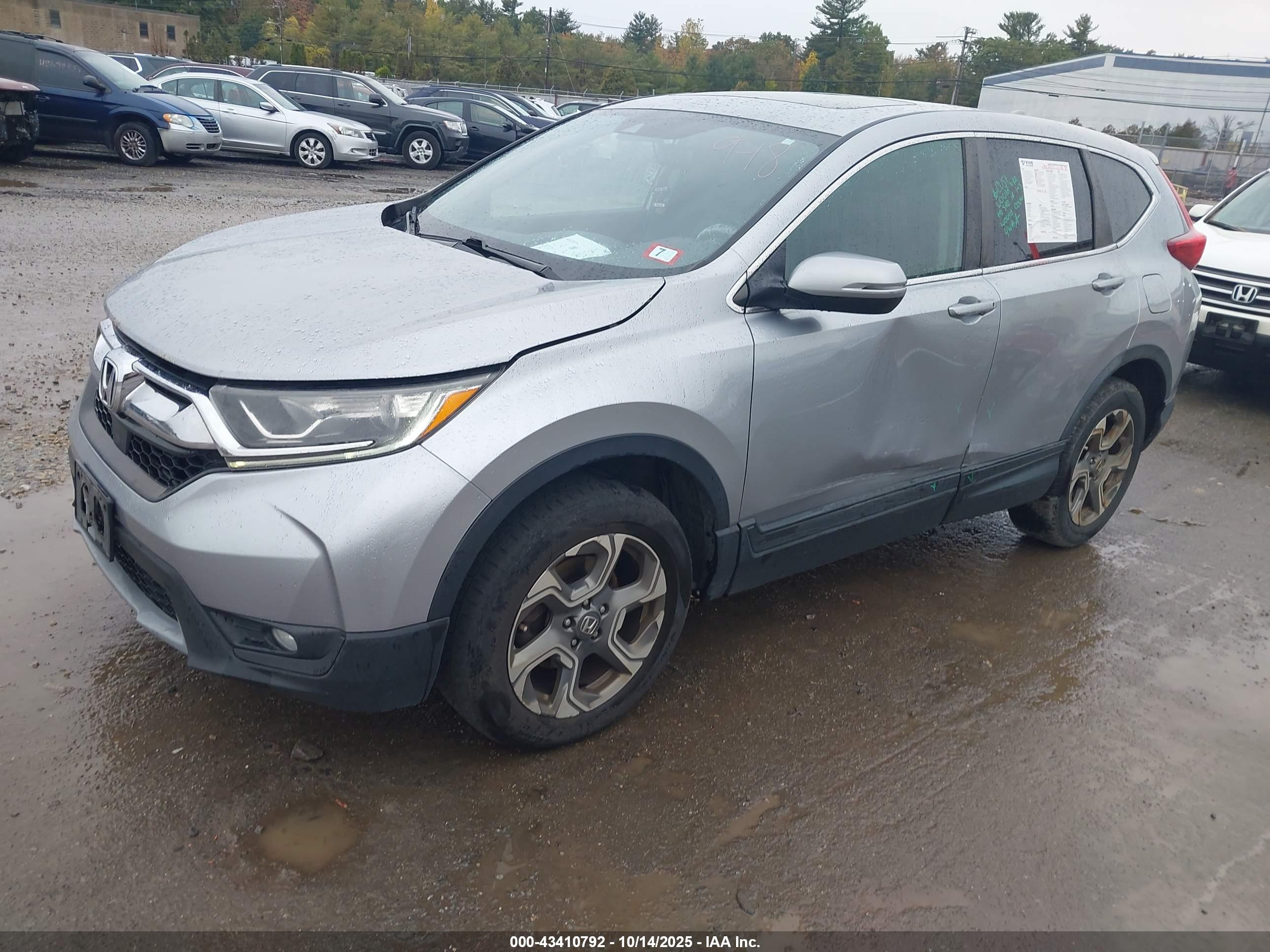 HONDA CR-V image 2