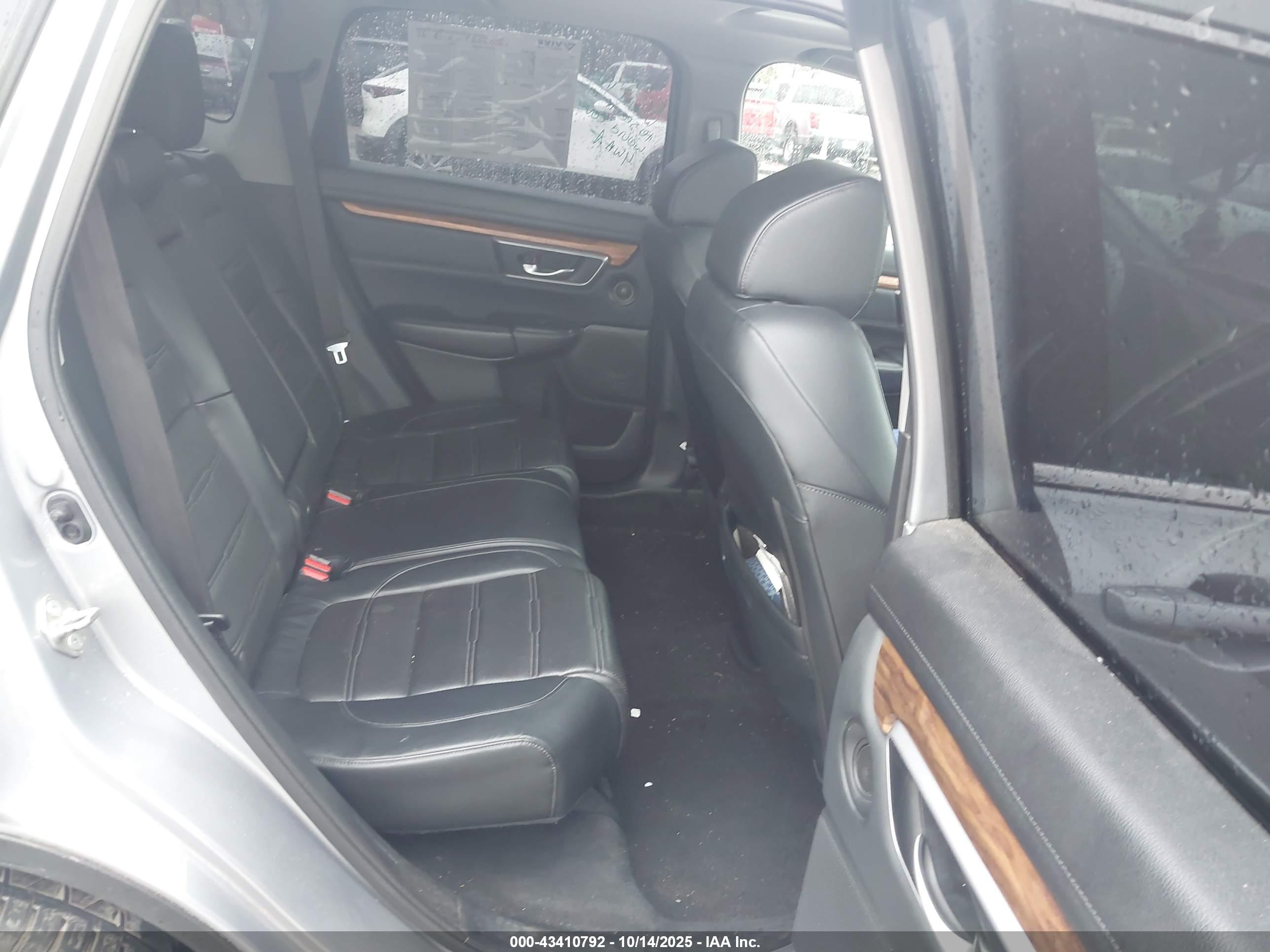HONDA CR-V image 8