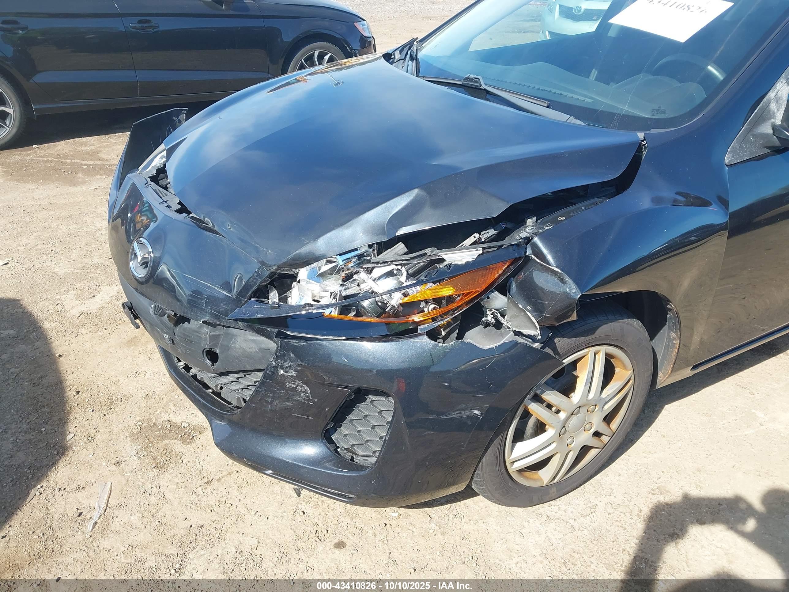 MAZDA MAZDA3 image 6