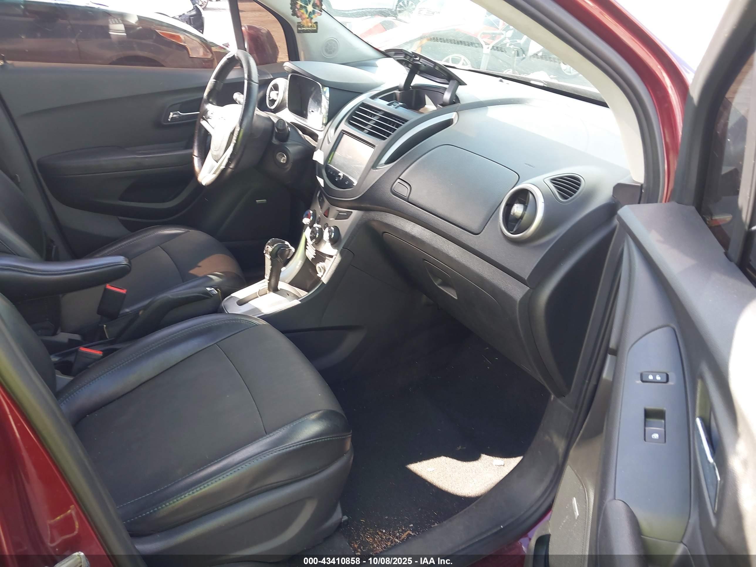 CHEVROLET TRAX image 5