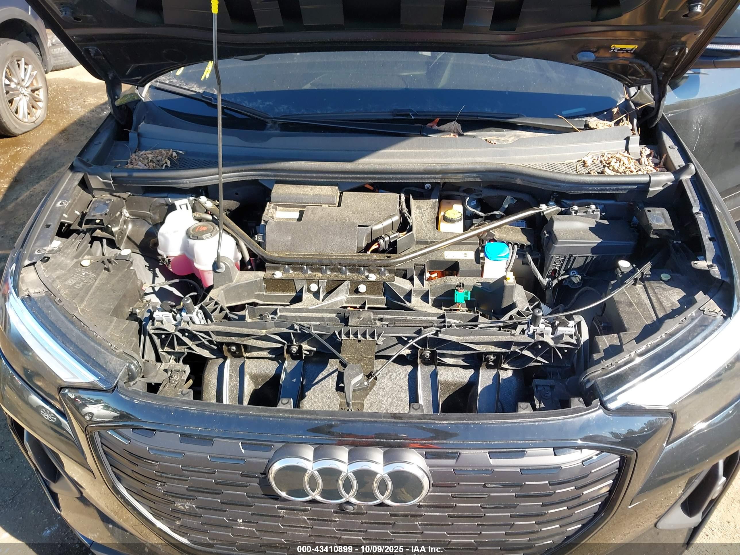 AUDI Q4 image 10