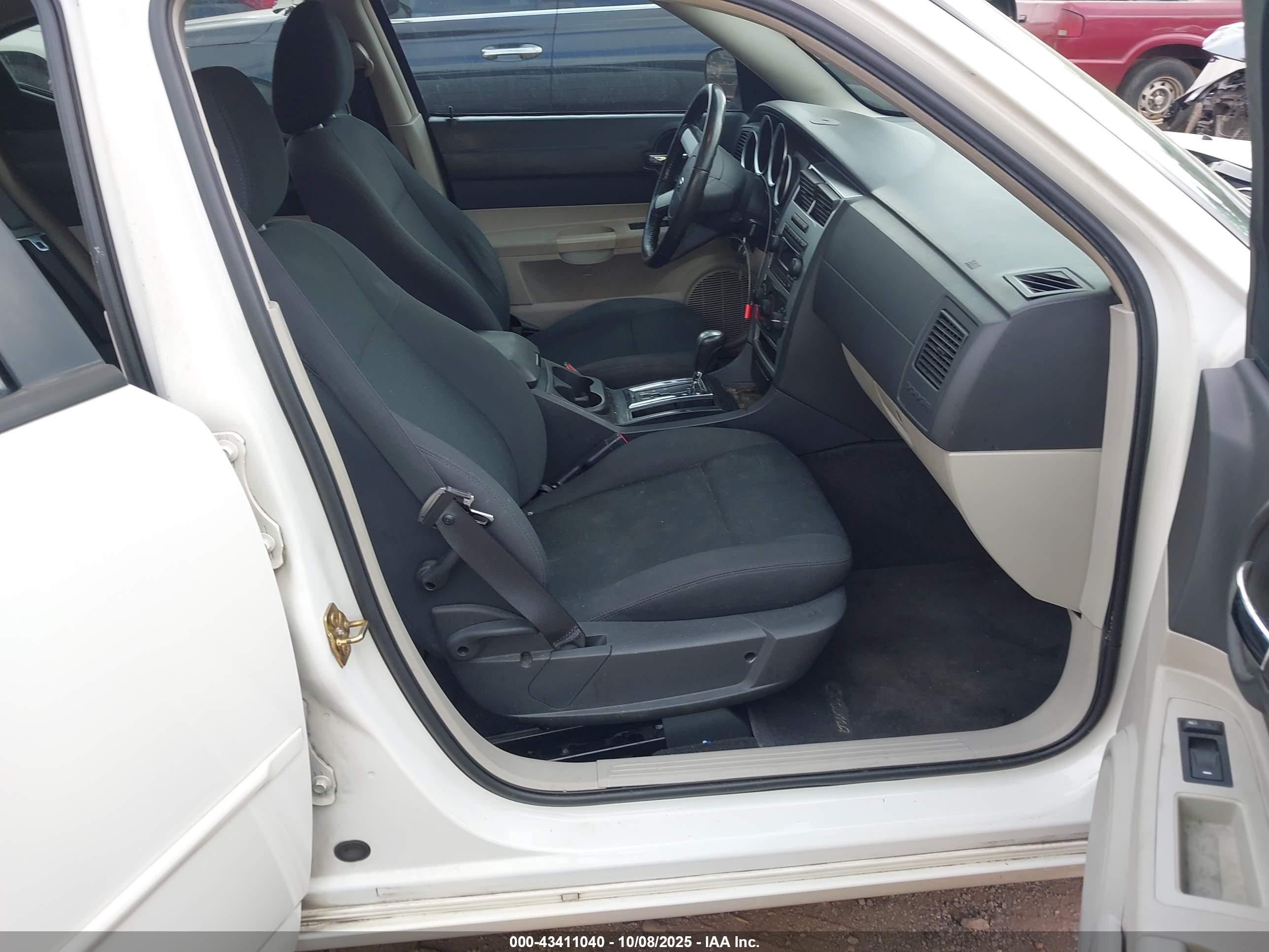 DODGE CHARGER image 5
