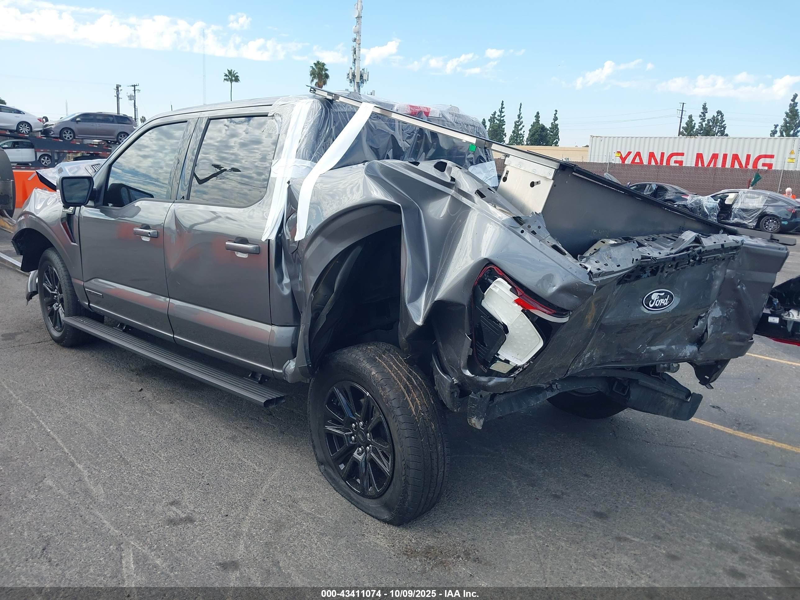 FORD F-150 image 3