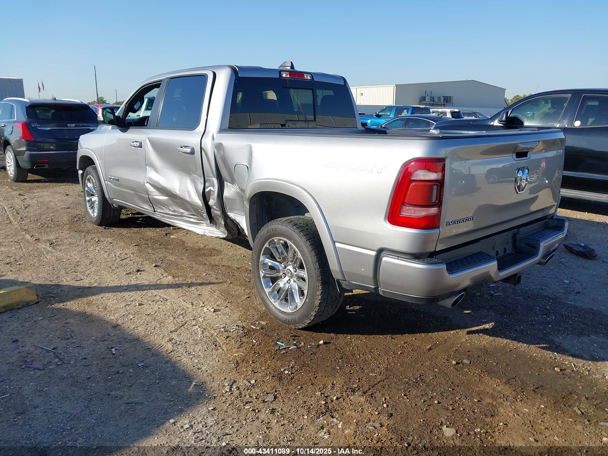 RAM 1500 image 3