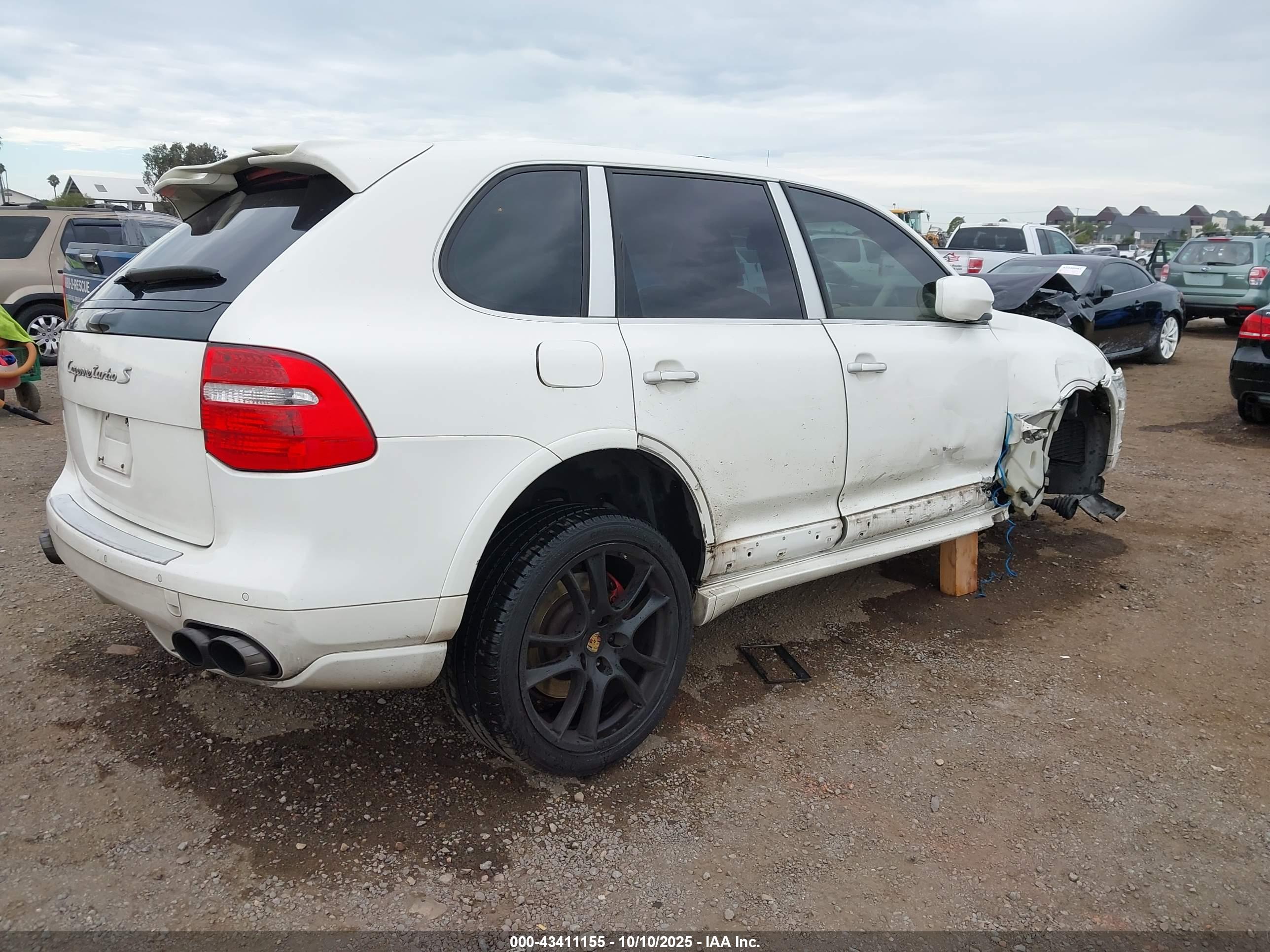 PORSCHE CAYENNE image 4