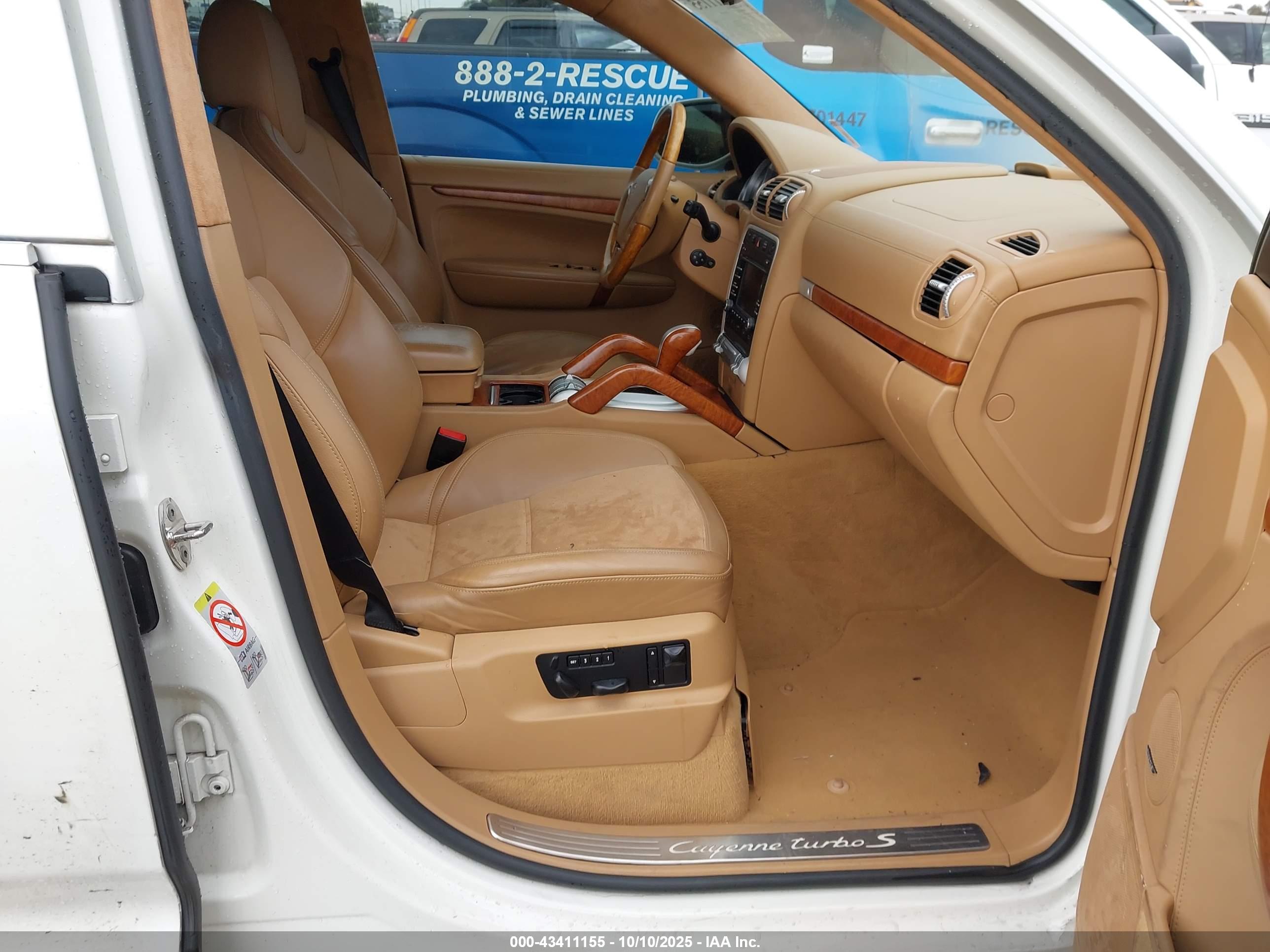 PORSCHE CAYENNE image 5